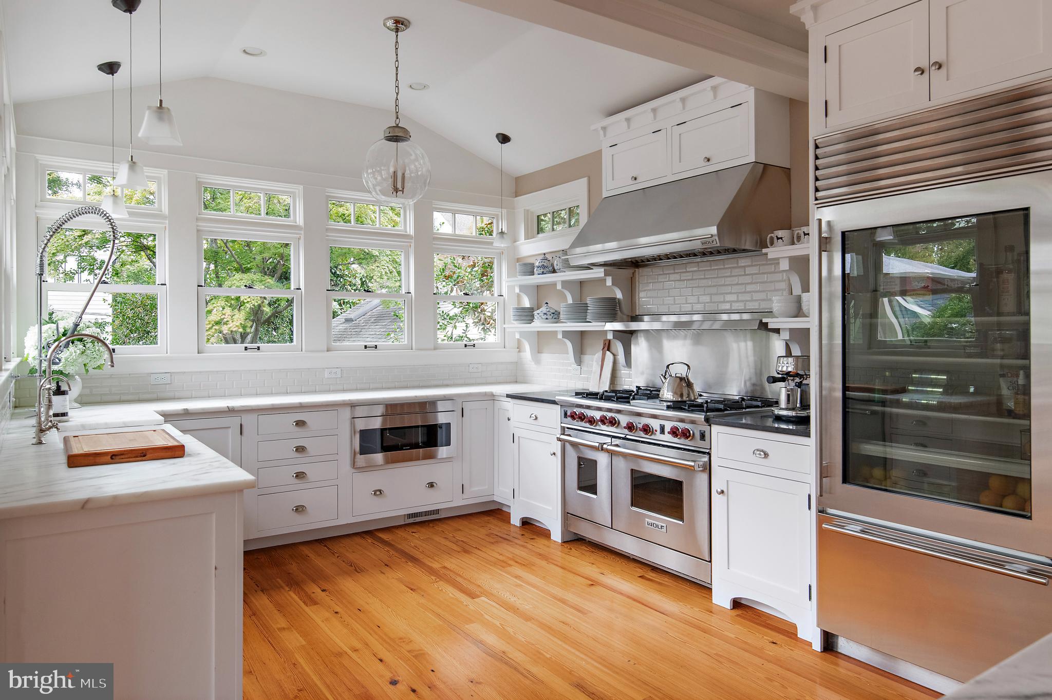 MURRAY HILL - Residential