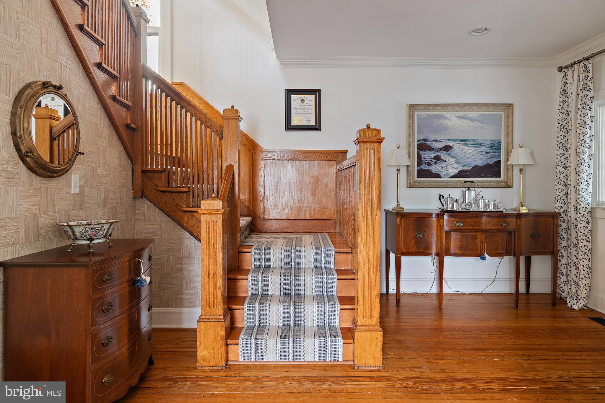 MURRAY HILL - Residential