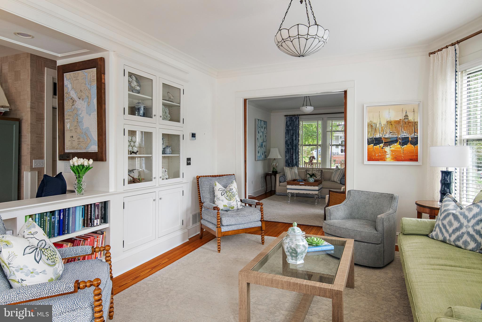 MURRAY HILL - Residential