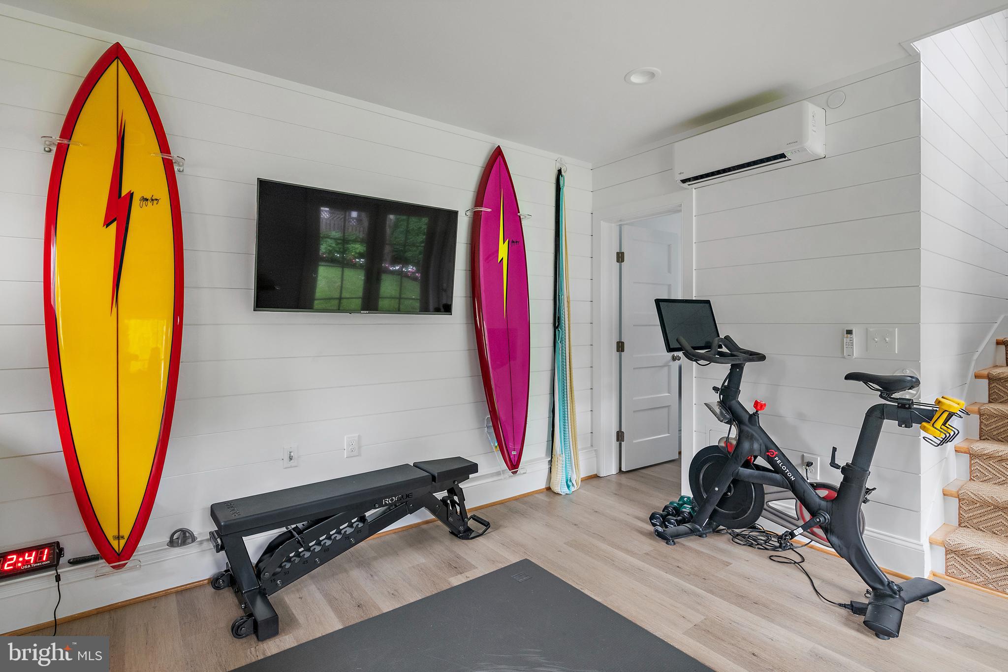 MURRAY HILL - Residential