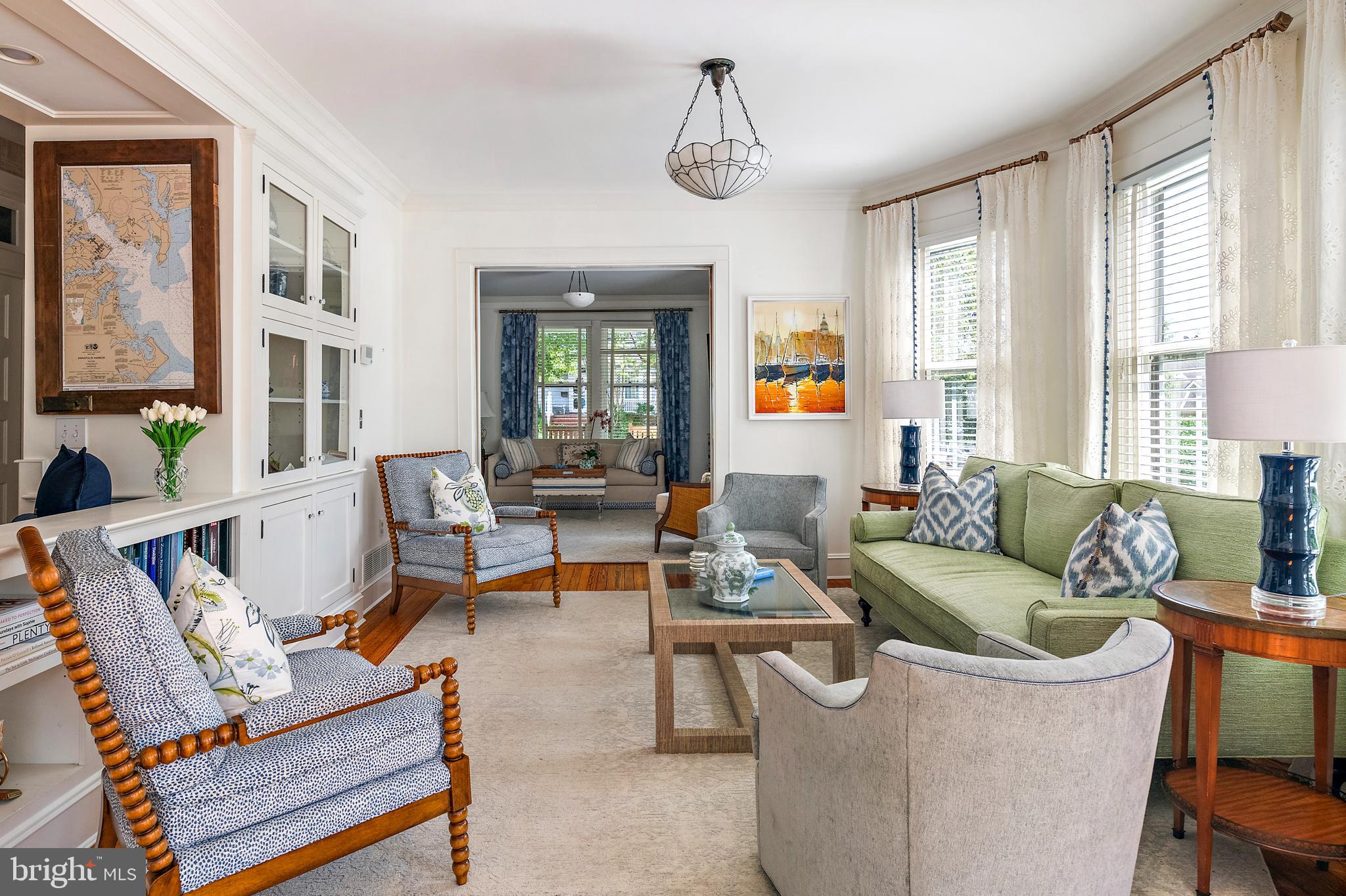 MURRAY HILL - Residential