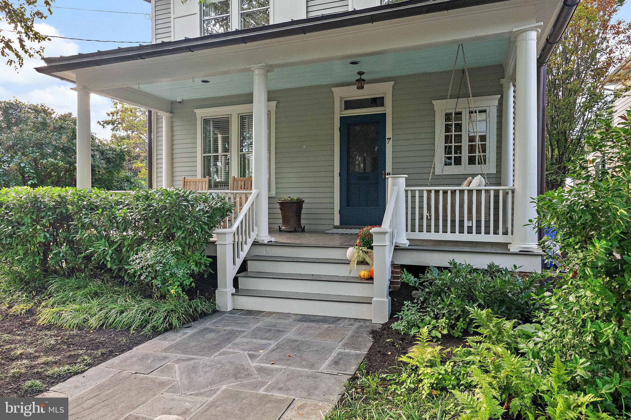 MURRAY HILL - Residential