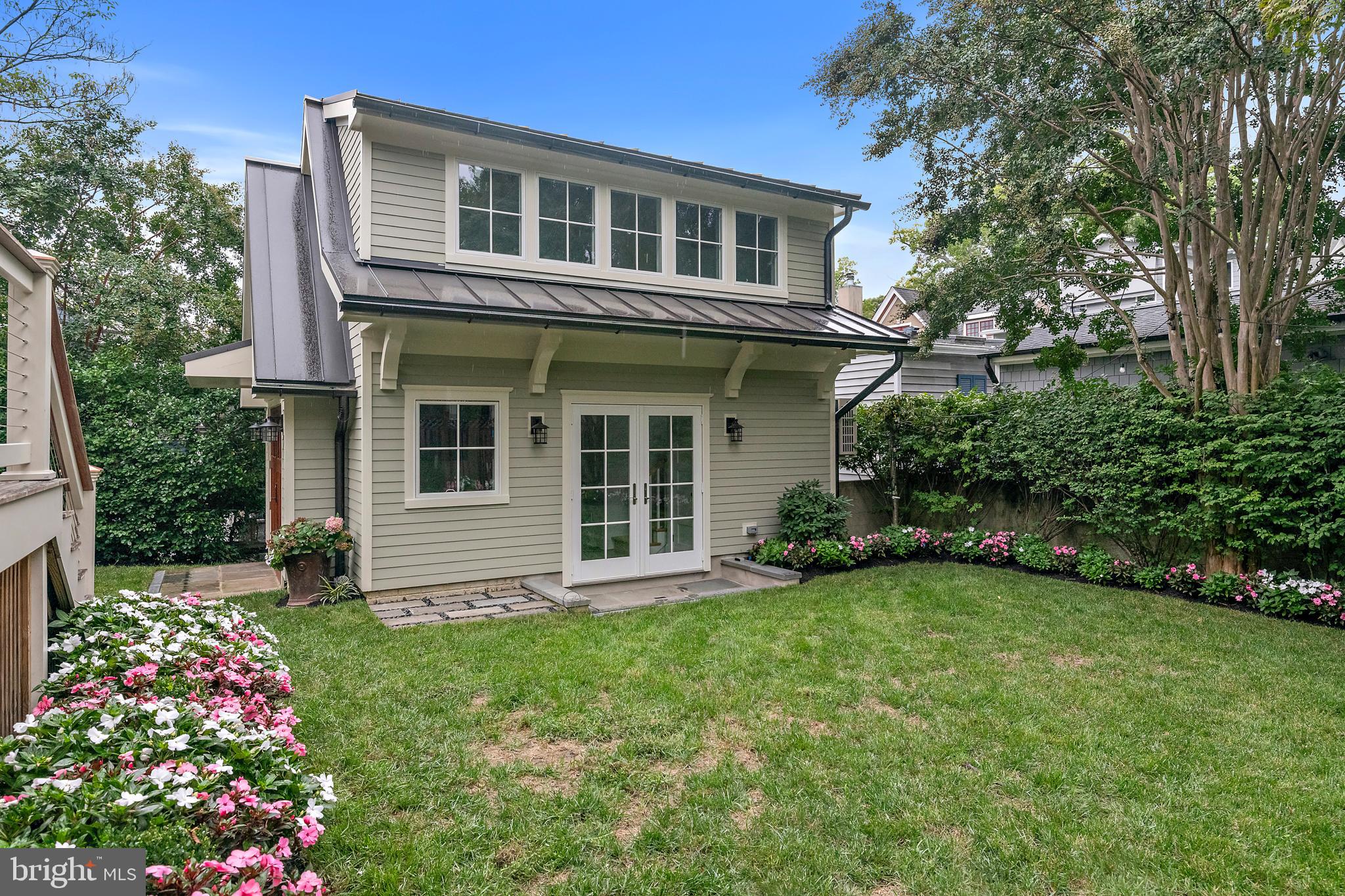 MURRAY HILL - Residential