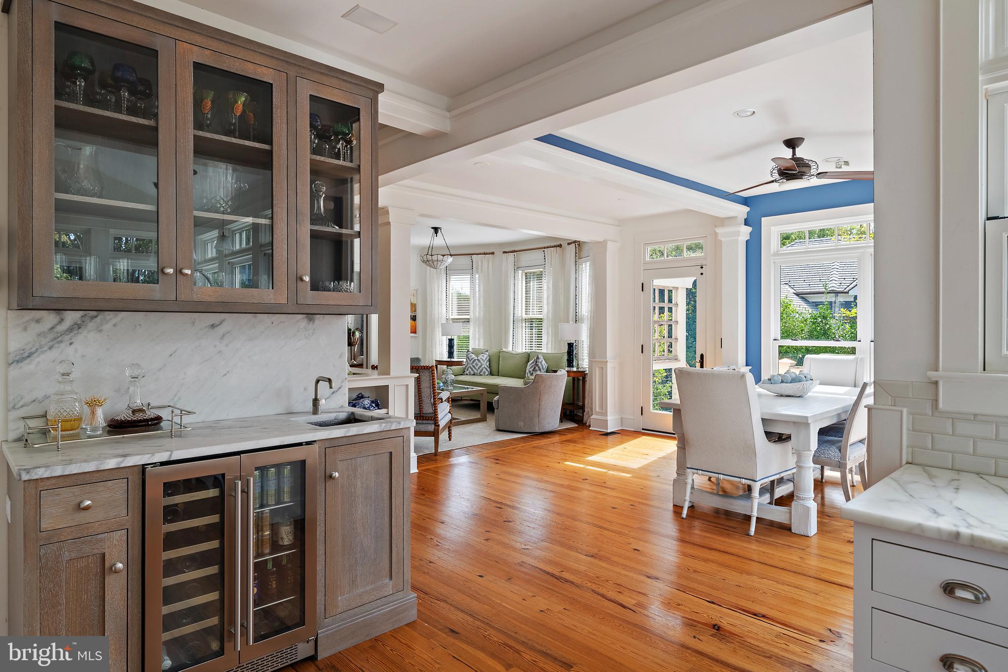 MURRAY HILL - Residential