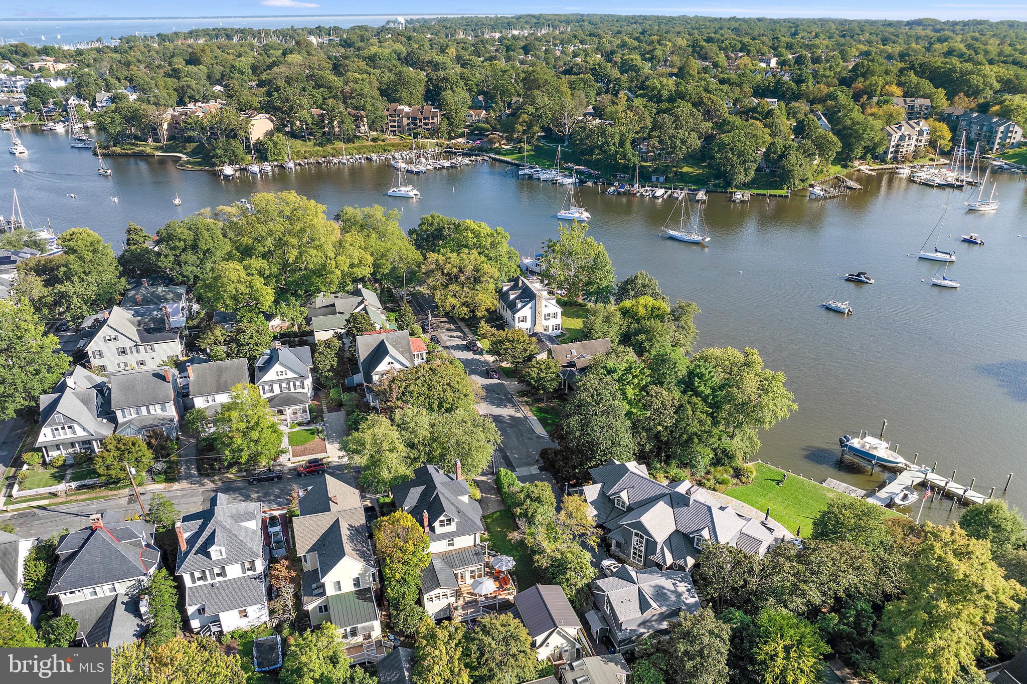 MURRAY HILL - Residential