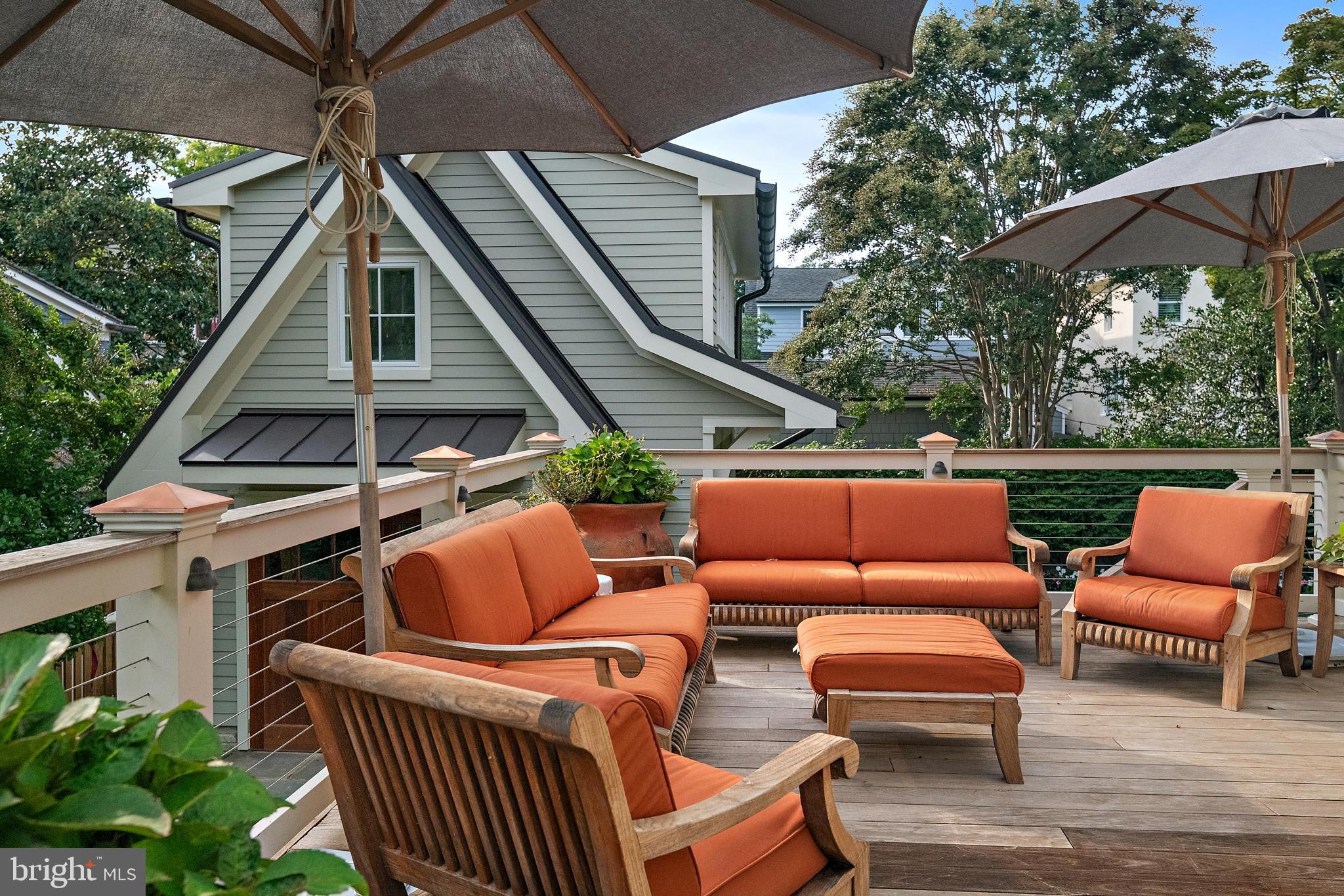 MURRAY HILL - Residential