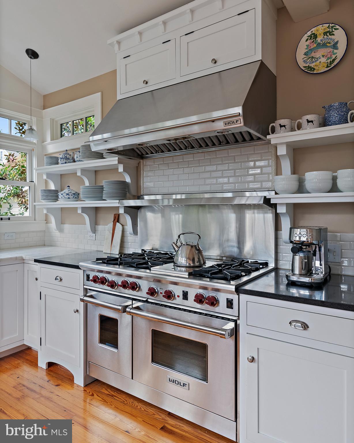 MURRAY HILL - Residential