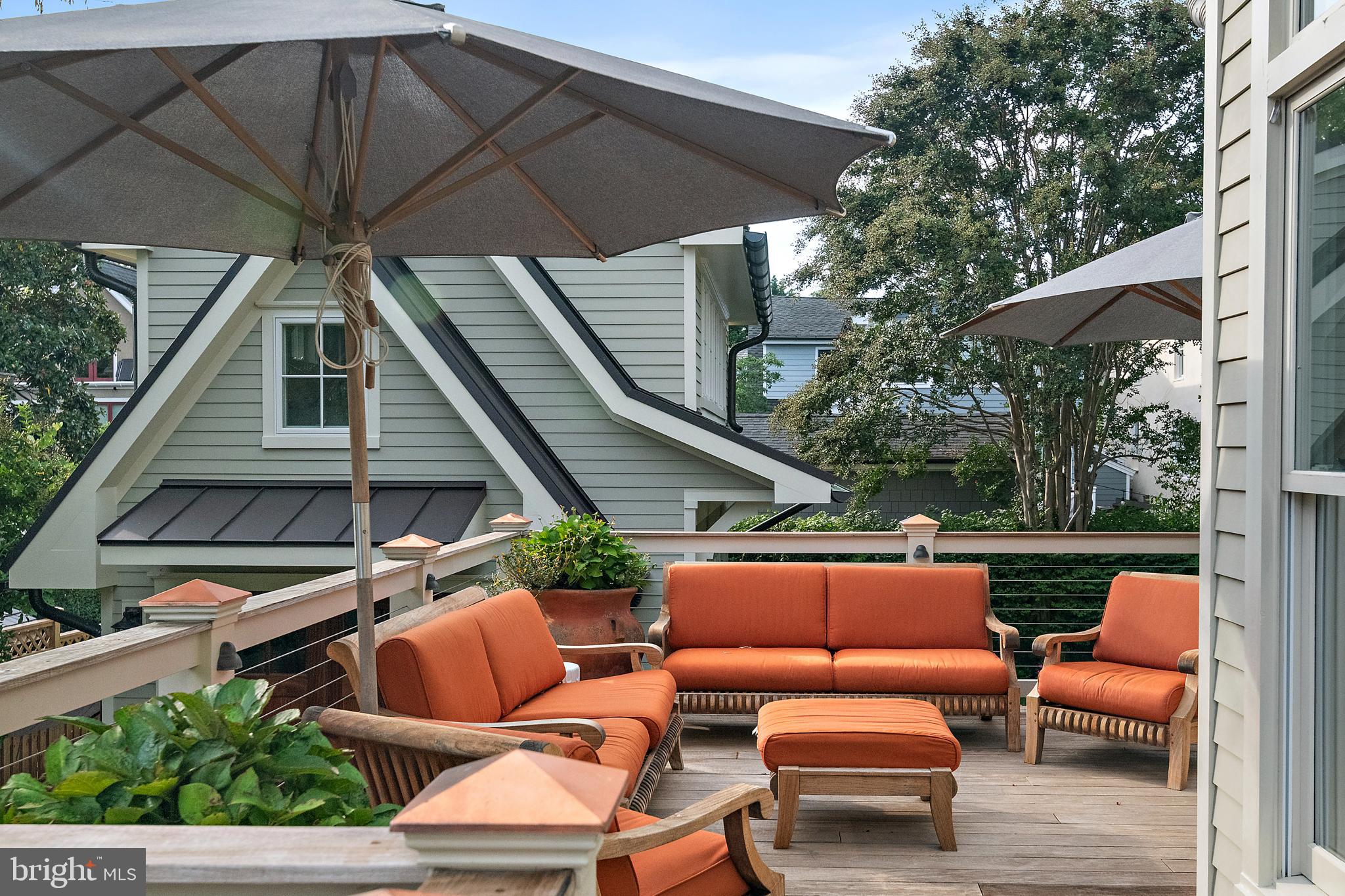 MURRAY HILL - Residential