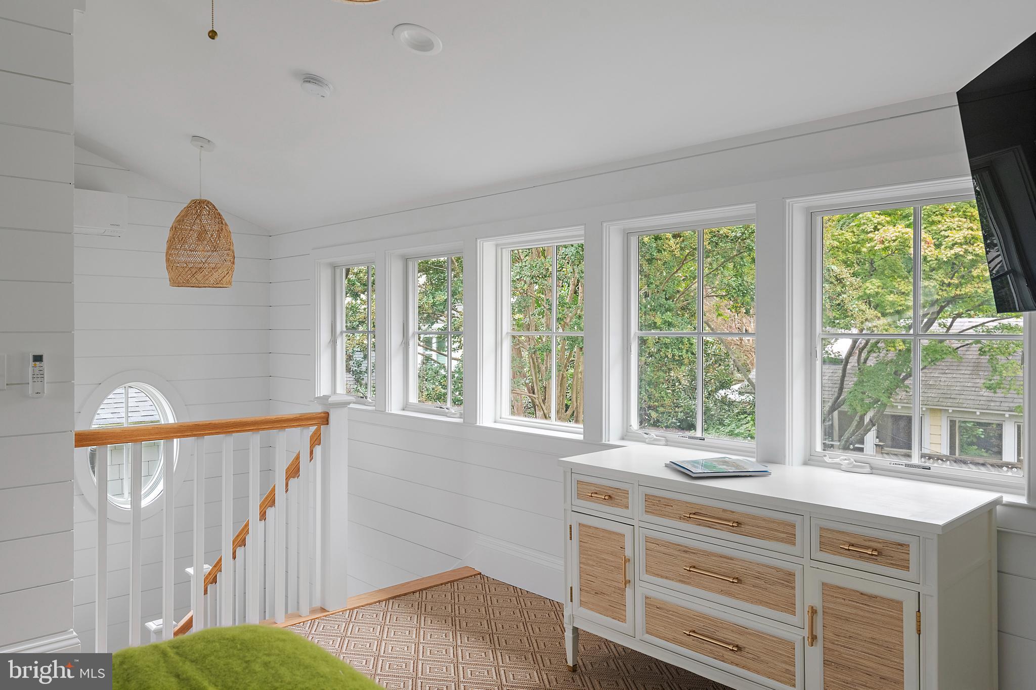 MURRAY HILL - Residential