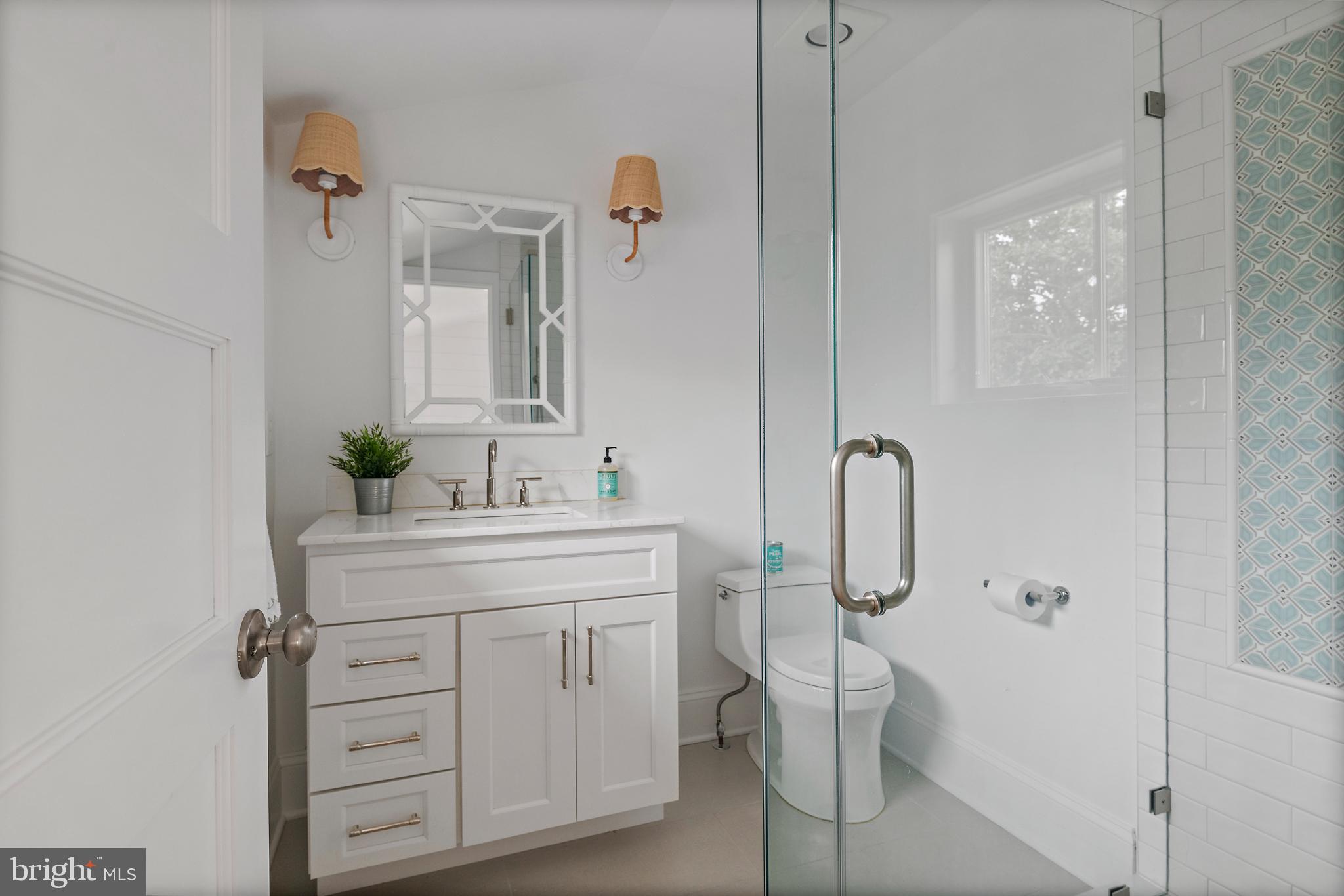 MURRAY HILL - Residential