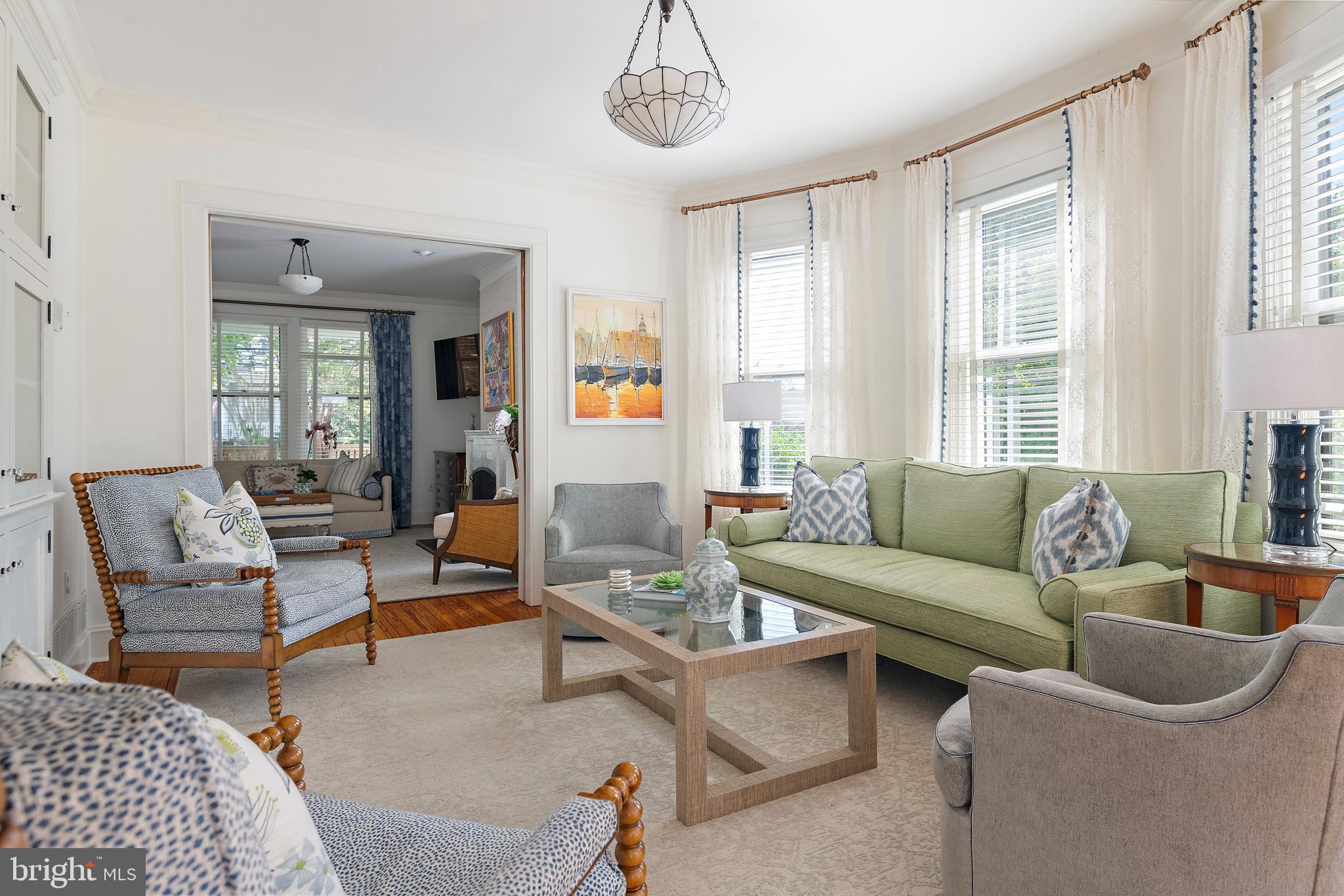 MURRAY HILL - Residential