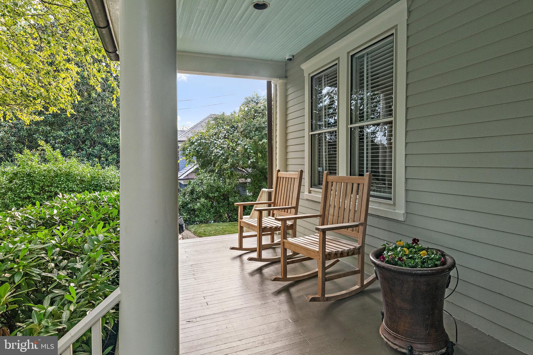 MURRAY HILL - Residential