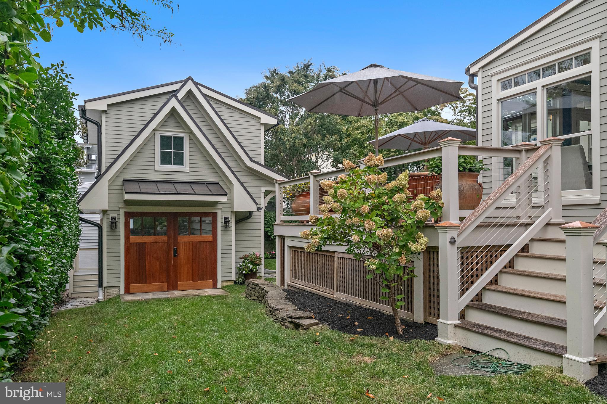 MURRAY HILL - Residential