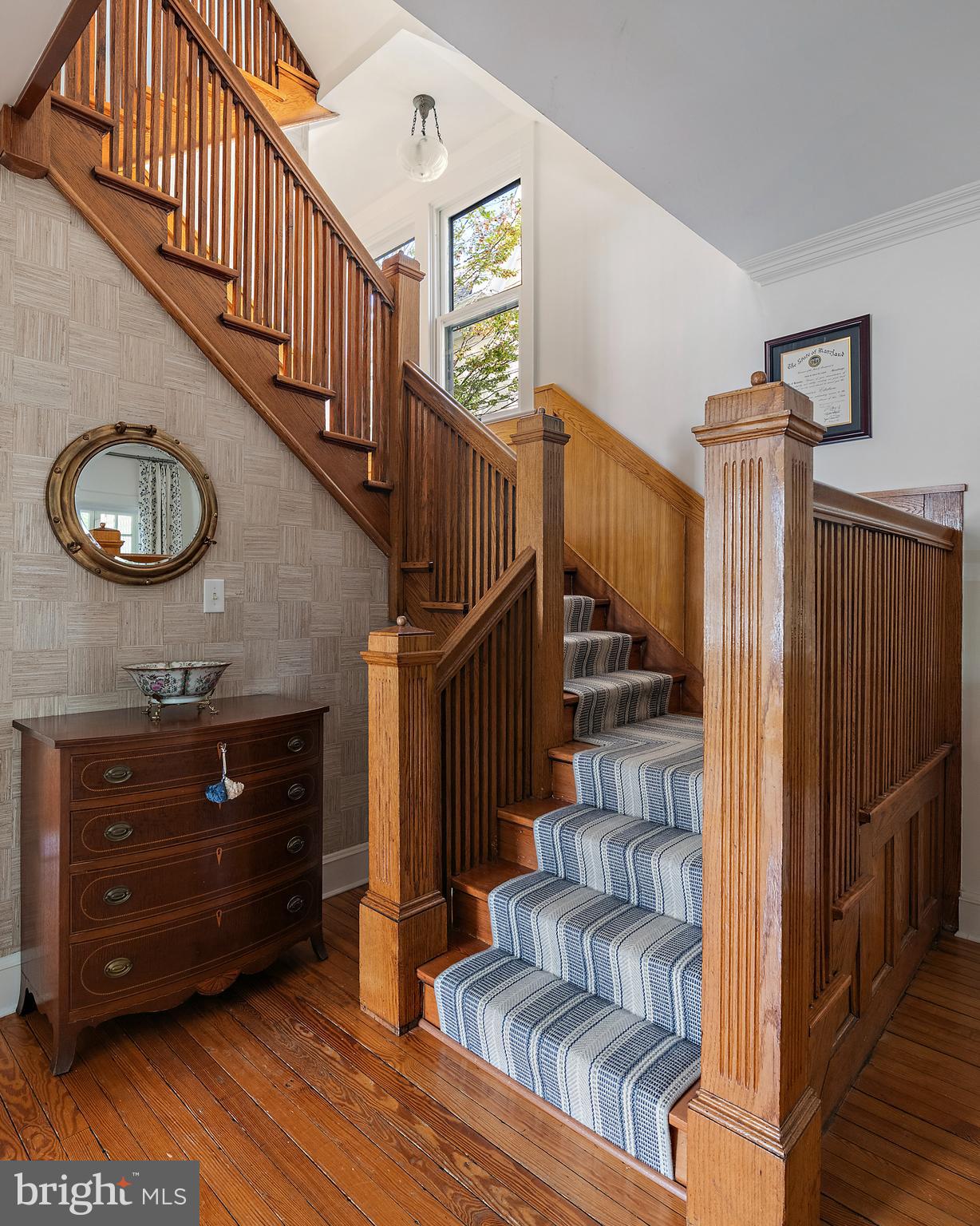 MURRAY HILL - Residential