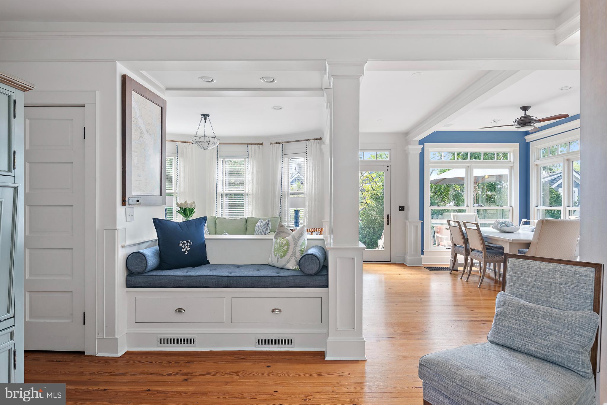 MURRAY HILL - Residential