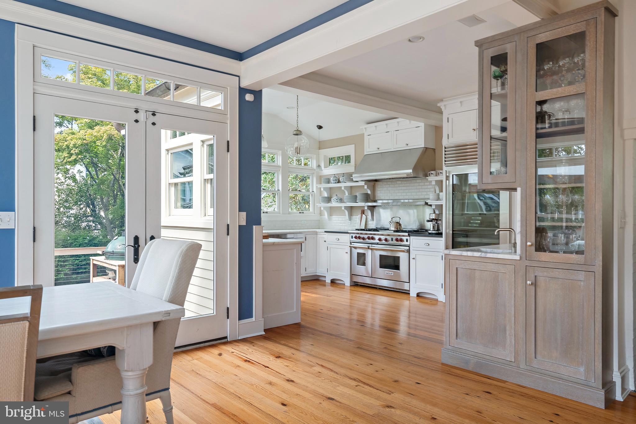 MURRAY HILL - Residential