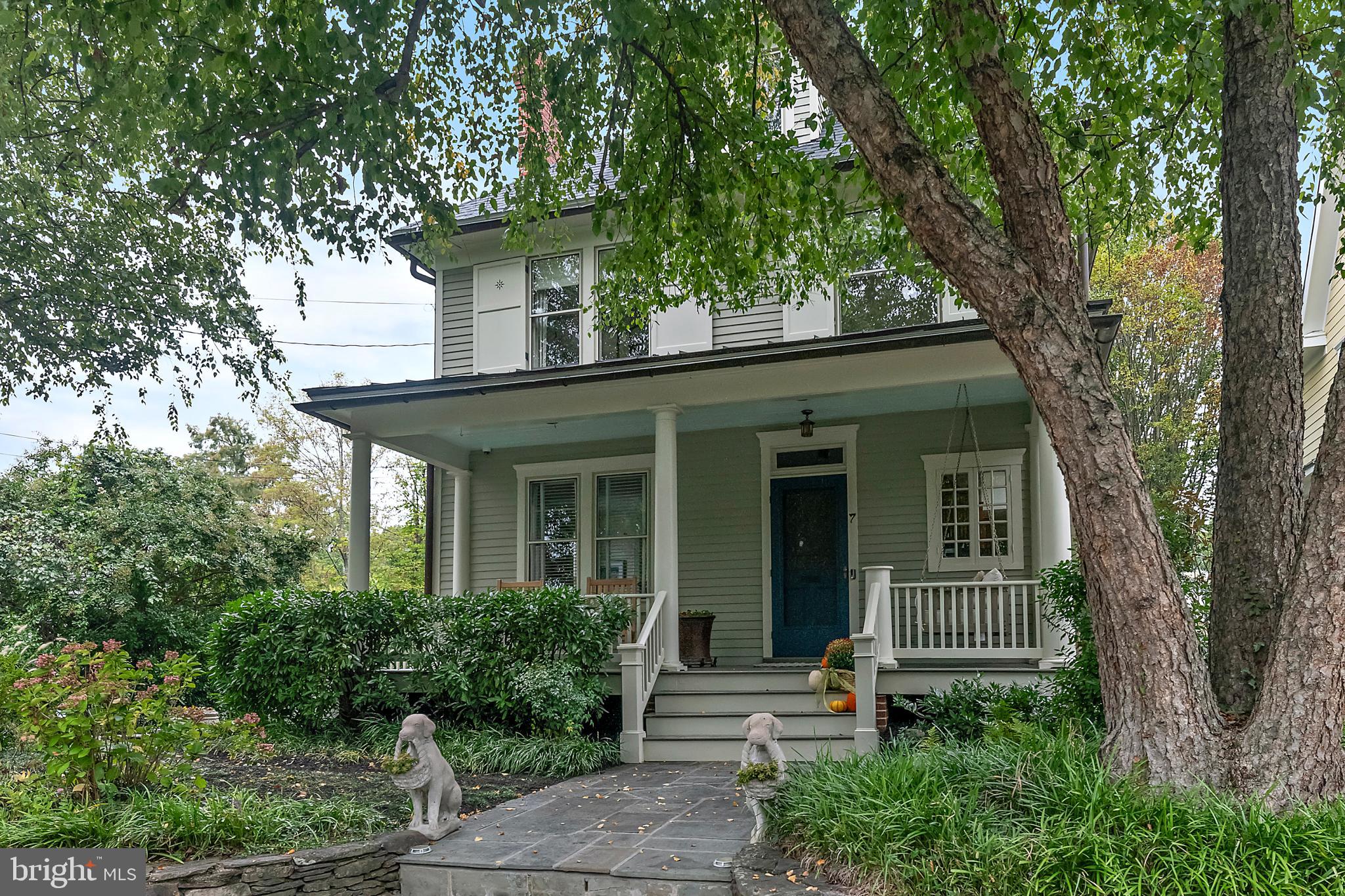 MURRAY HILL - Residential