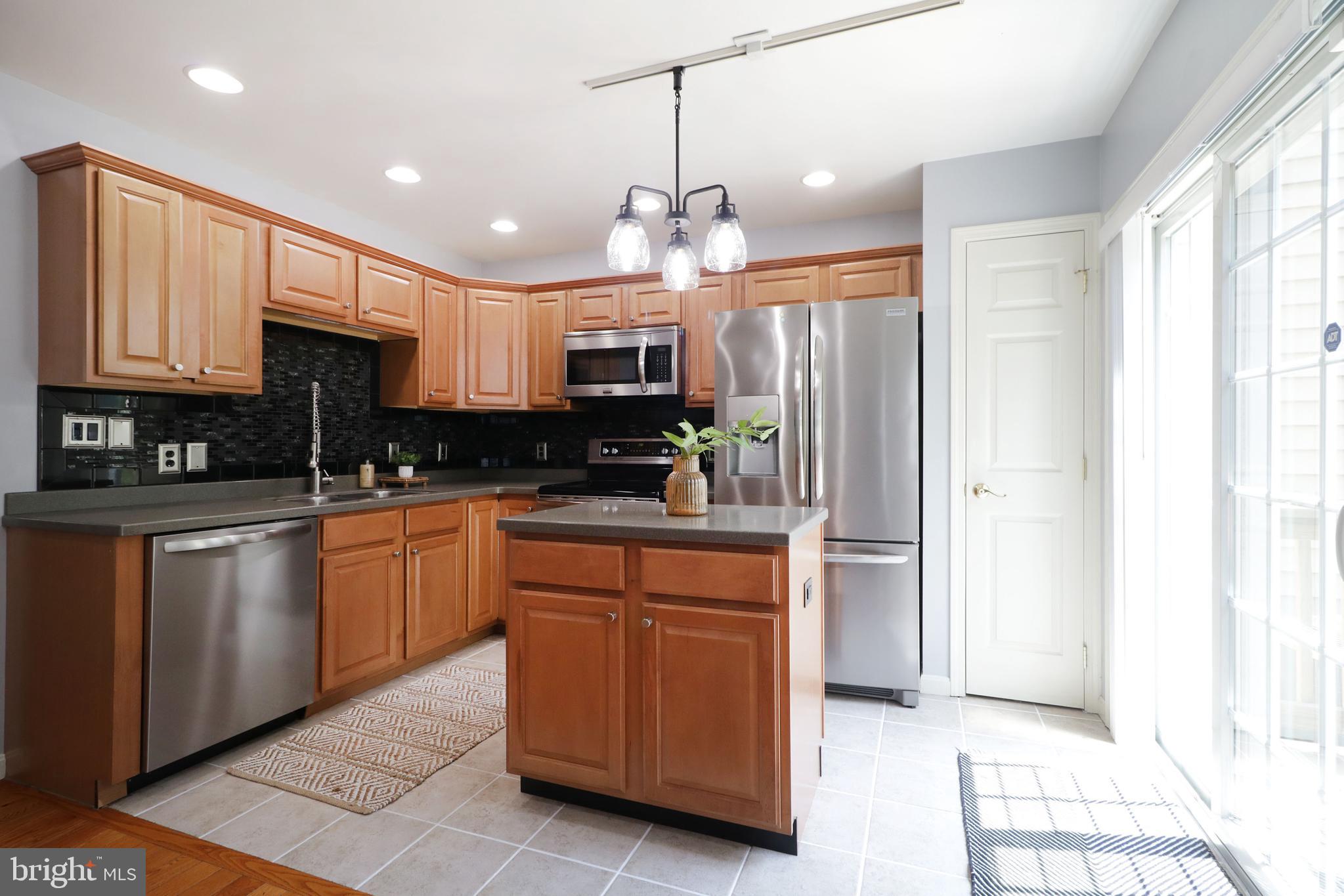 INDEPENDENCE PLACE - Residential