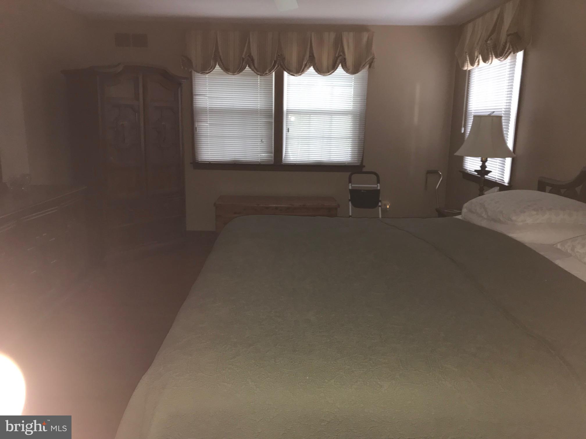 STRATFORD FARMS - Residential