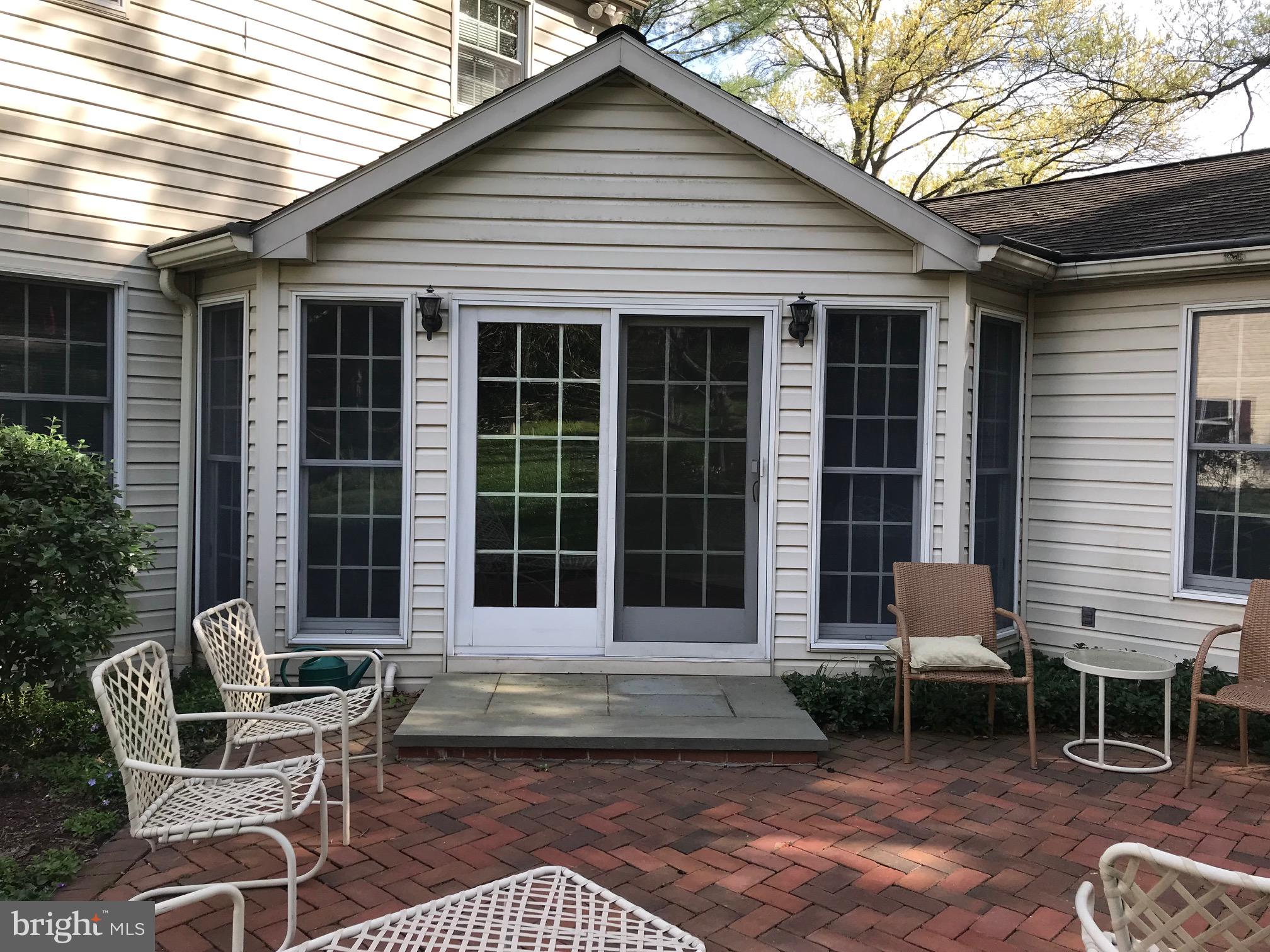 STRATFORD FARMS - Residential