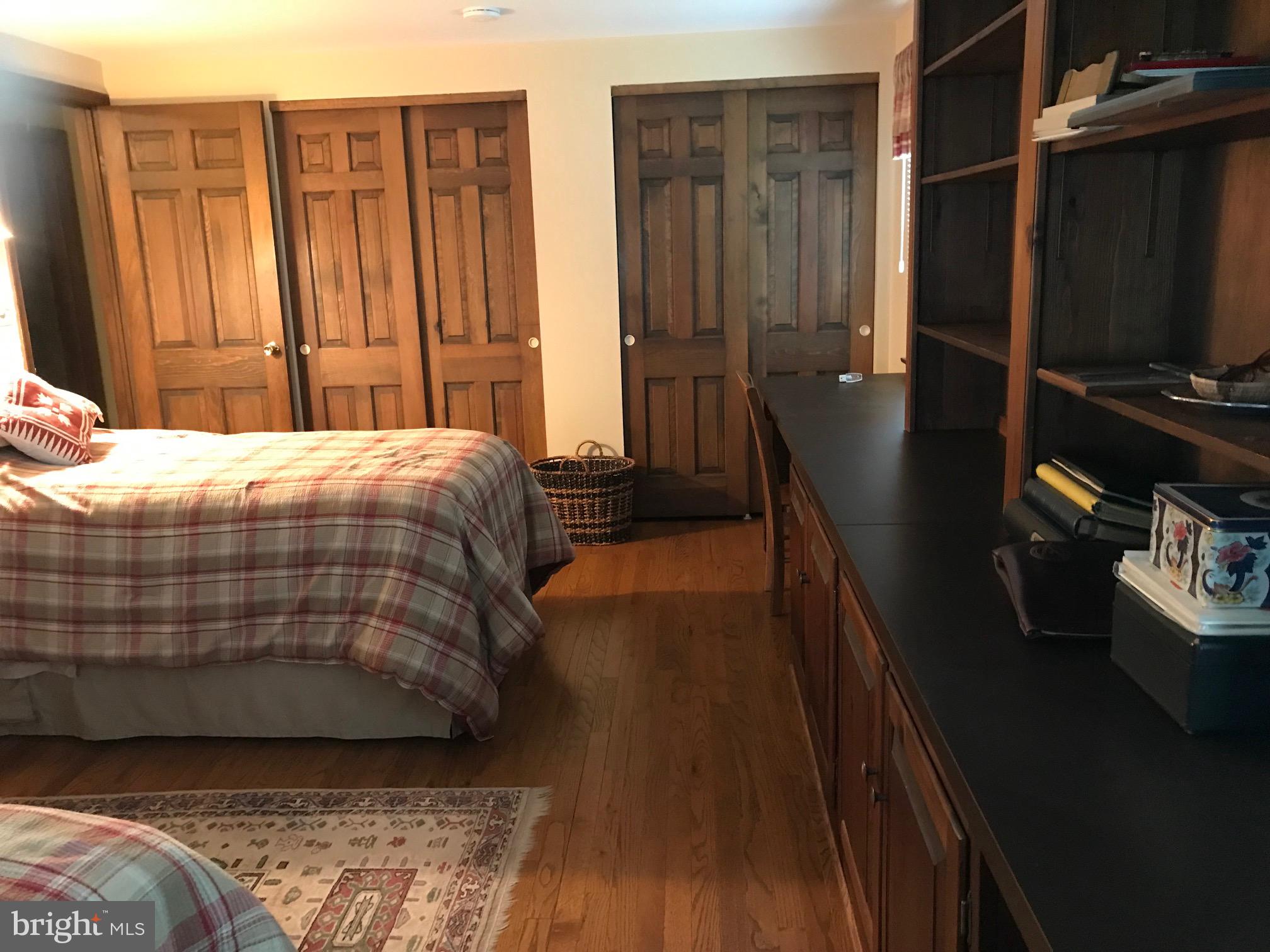 STRATFORD FARMS - Residential