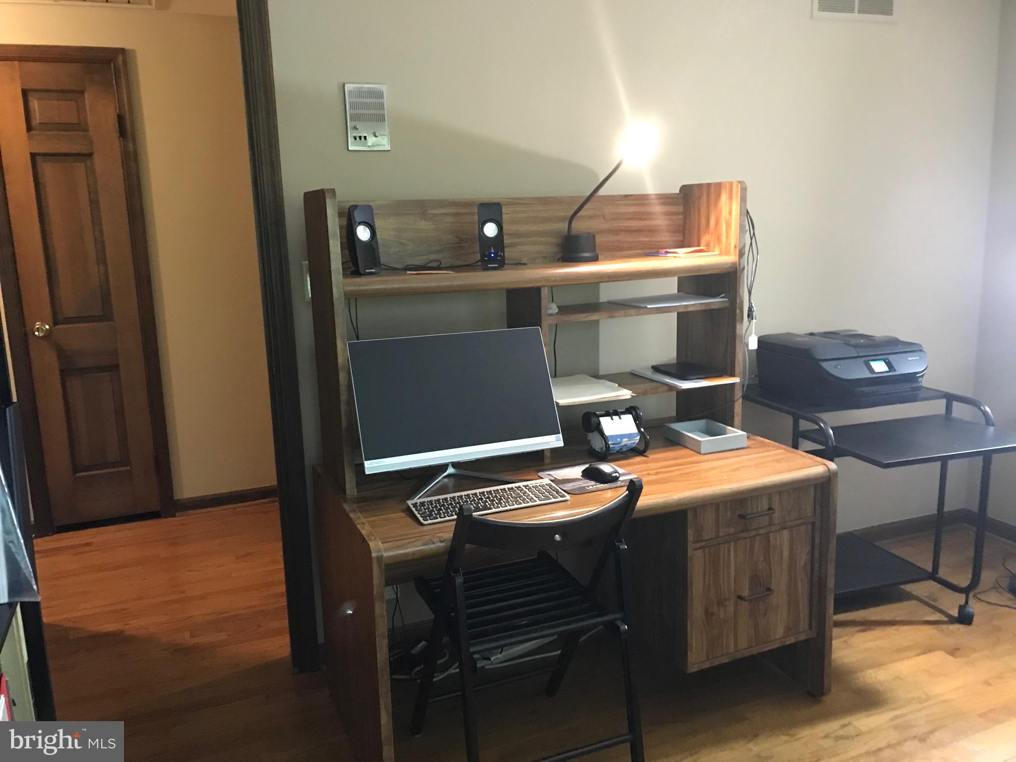 STRATFORD FARMS - Residential