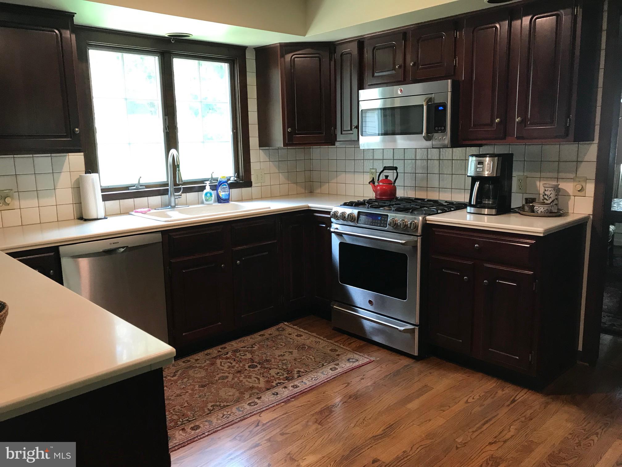 STRATFORD FARMS - Residential