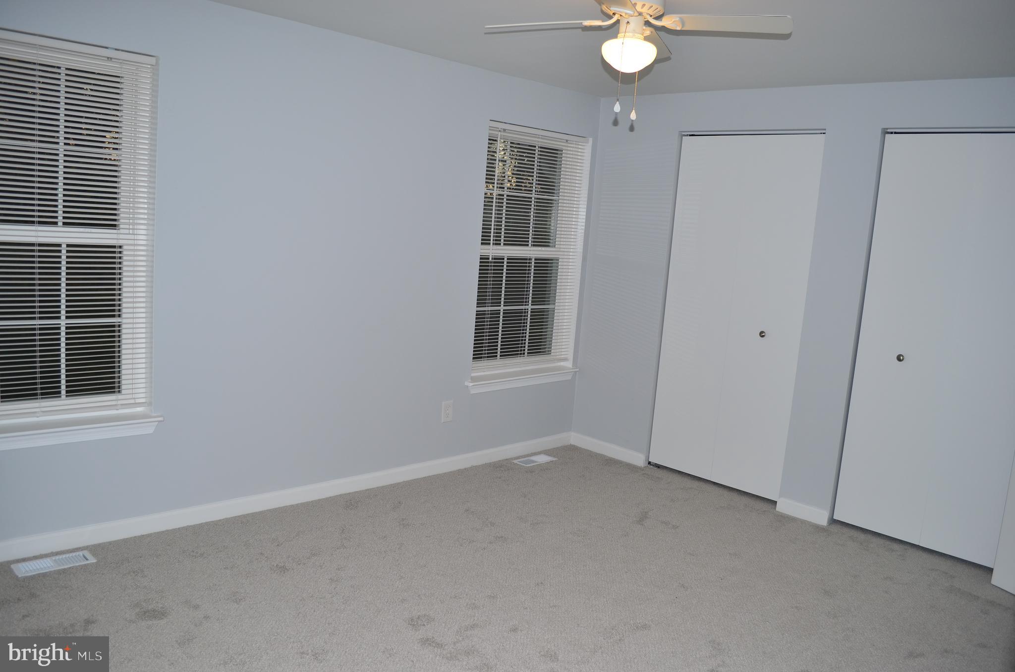 RIVERSIDE - Residential Lease