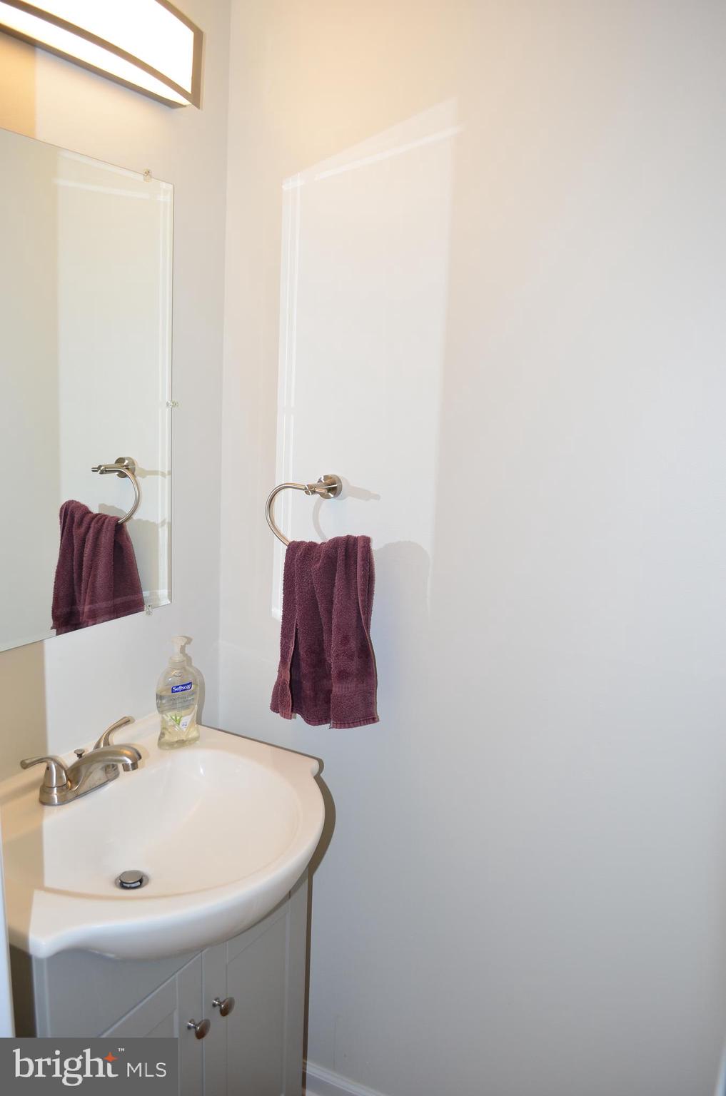 RIVERSIDE - Residential Lease