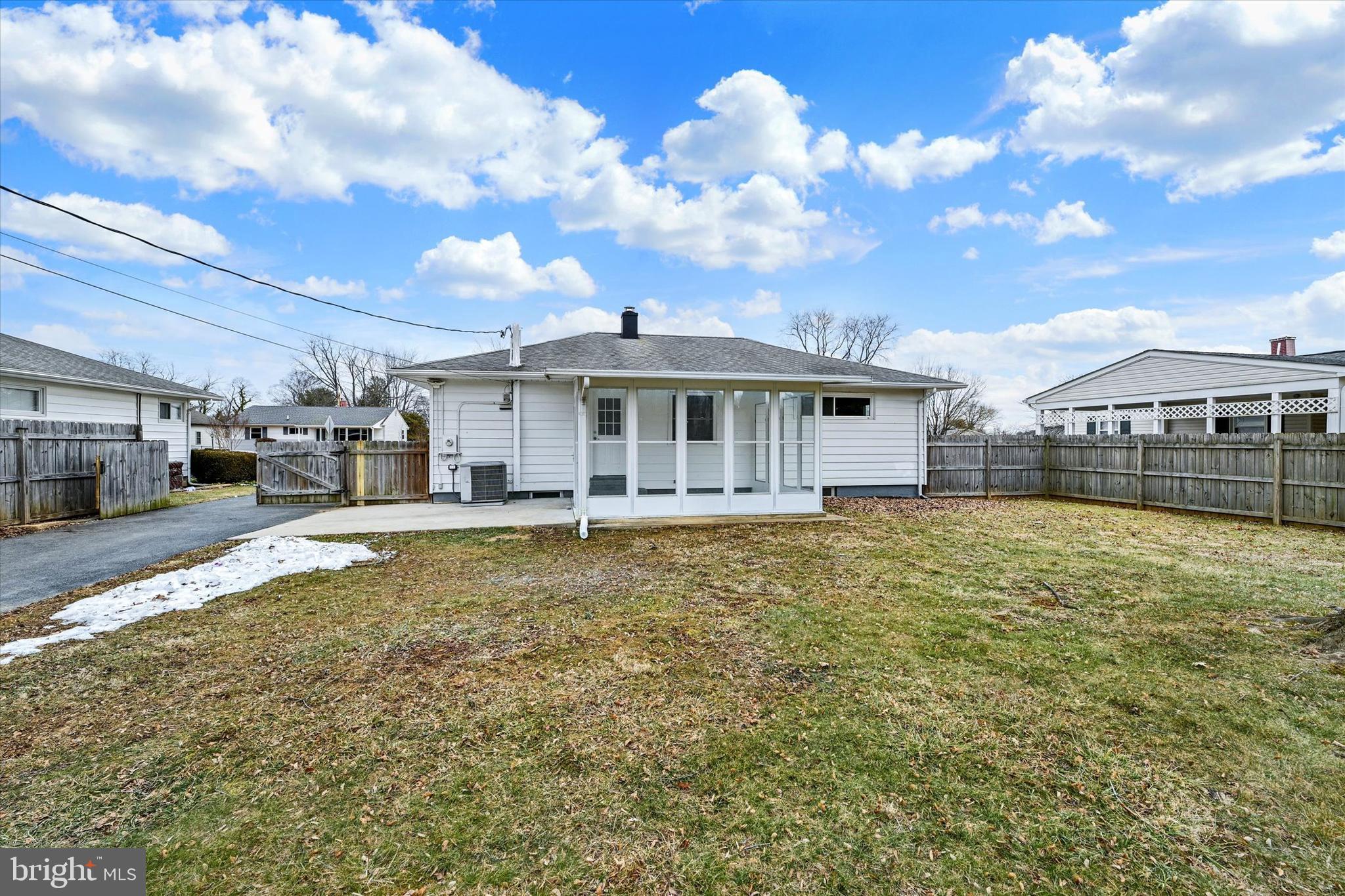 HOWARD PARK - Residential