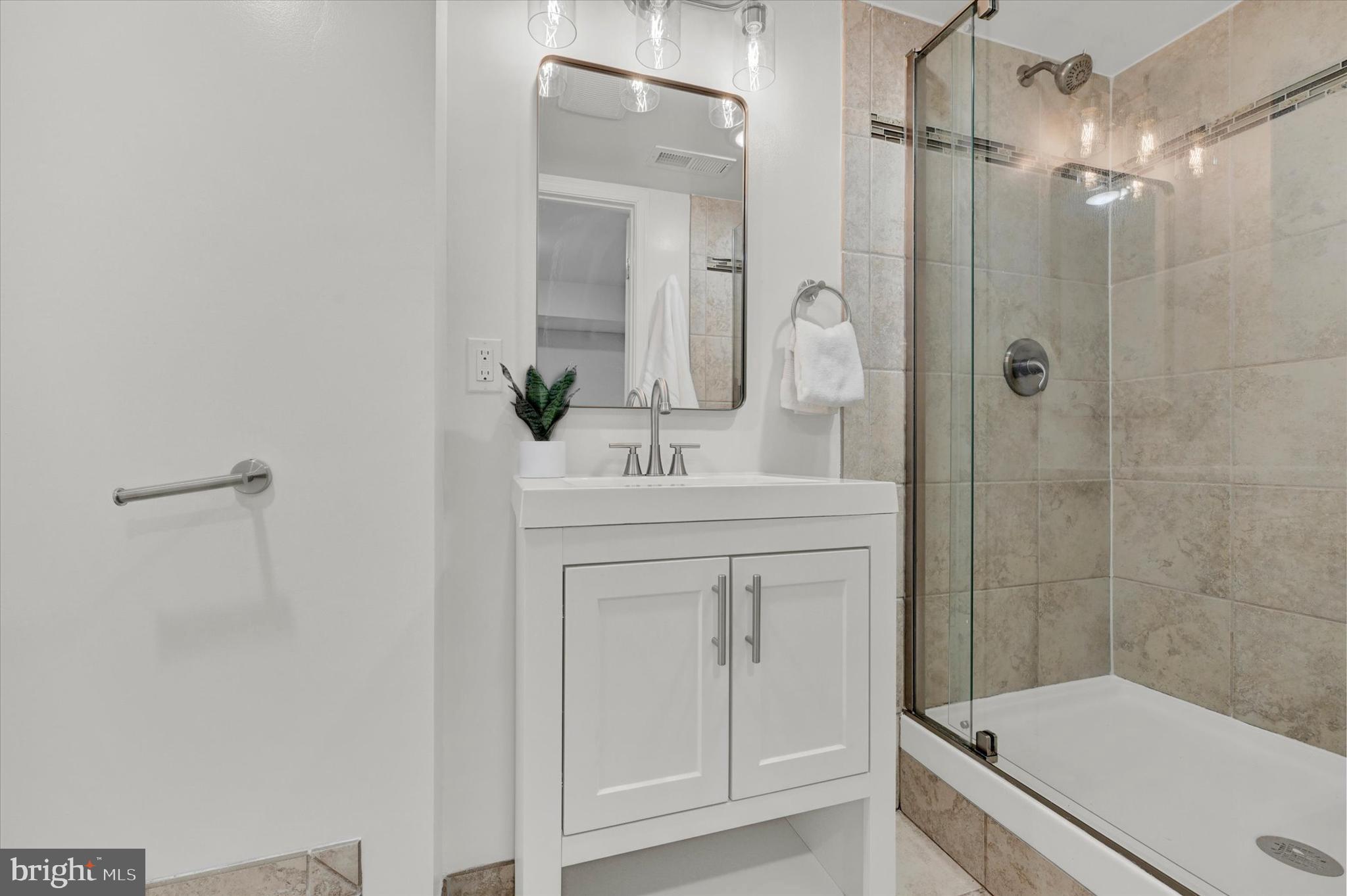 HOWARD PARK - Residential