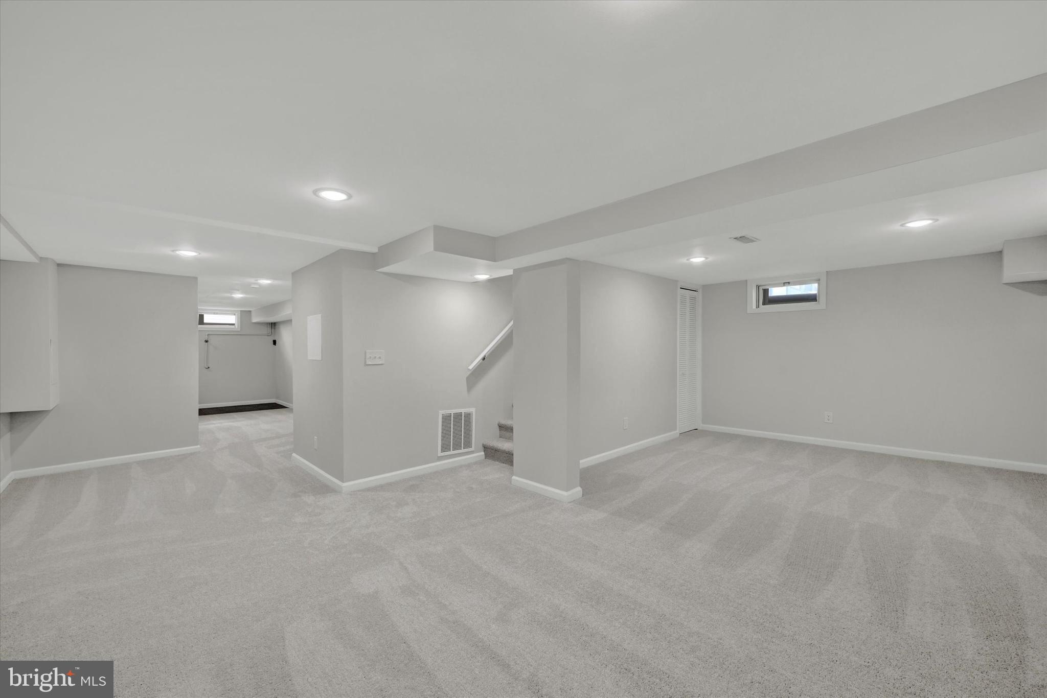 HOWARD PARK - Residential