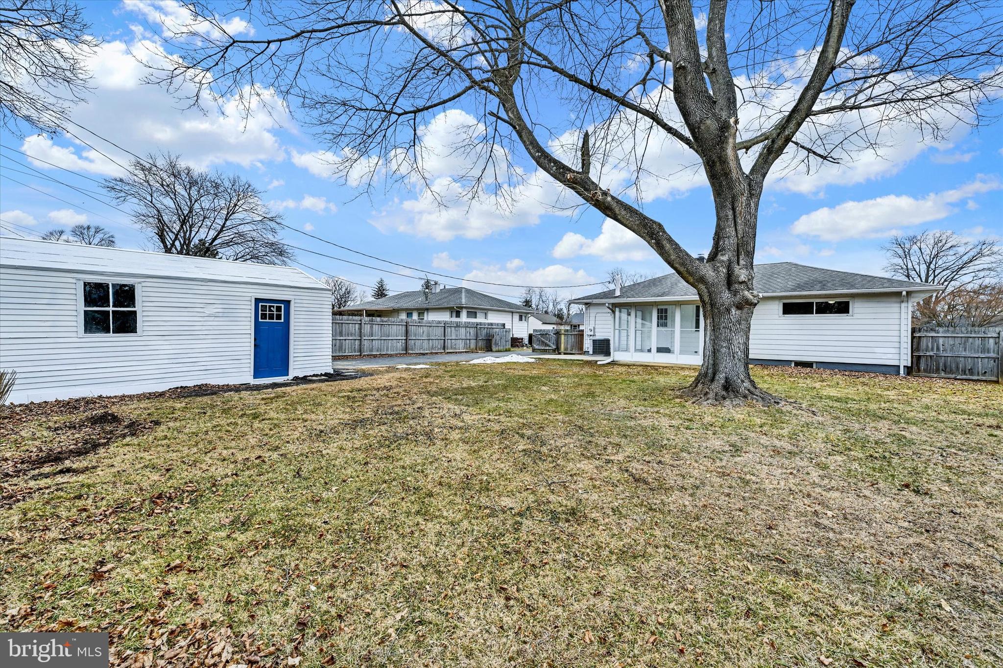 HOWARD PARK - Residential