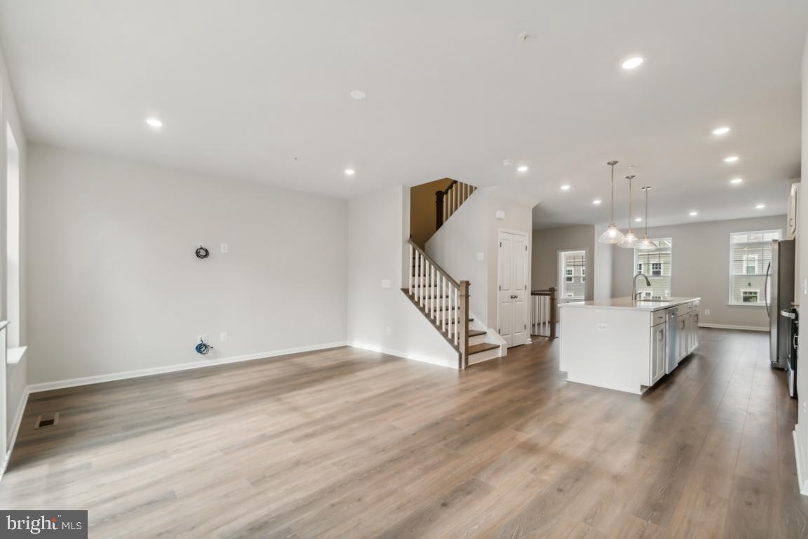 SPRINGHAVEN - Residential