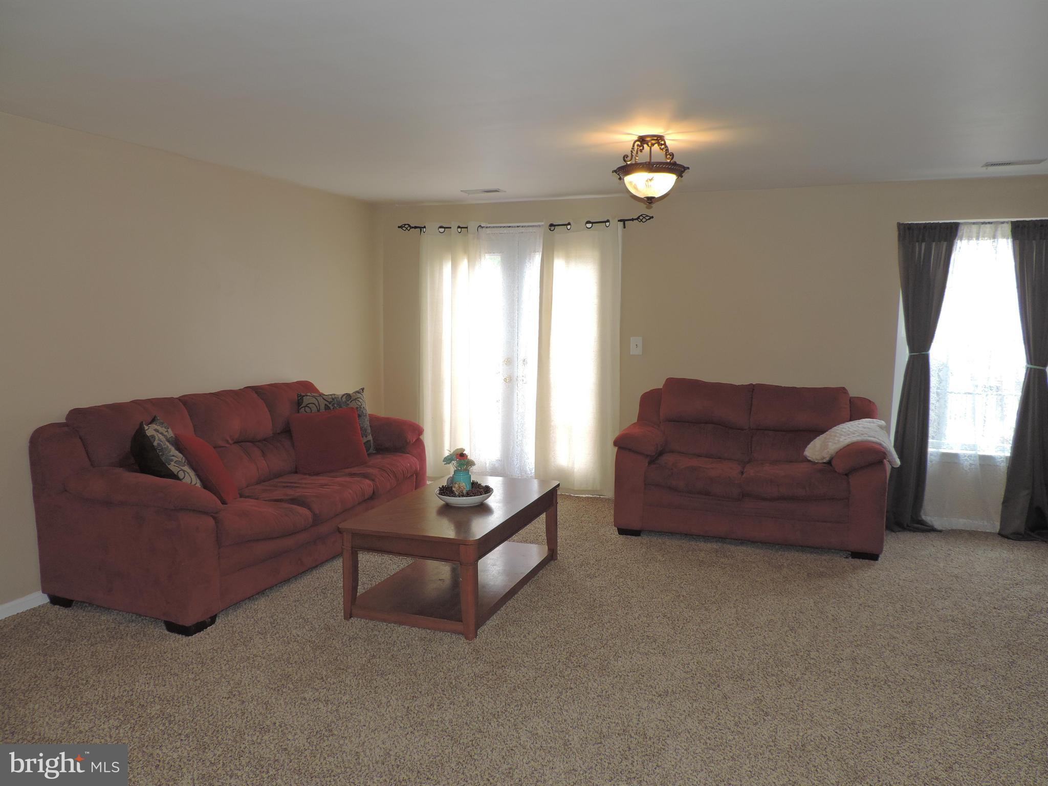 RIVERSIDE - Residential