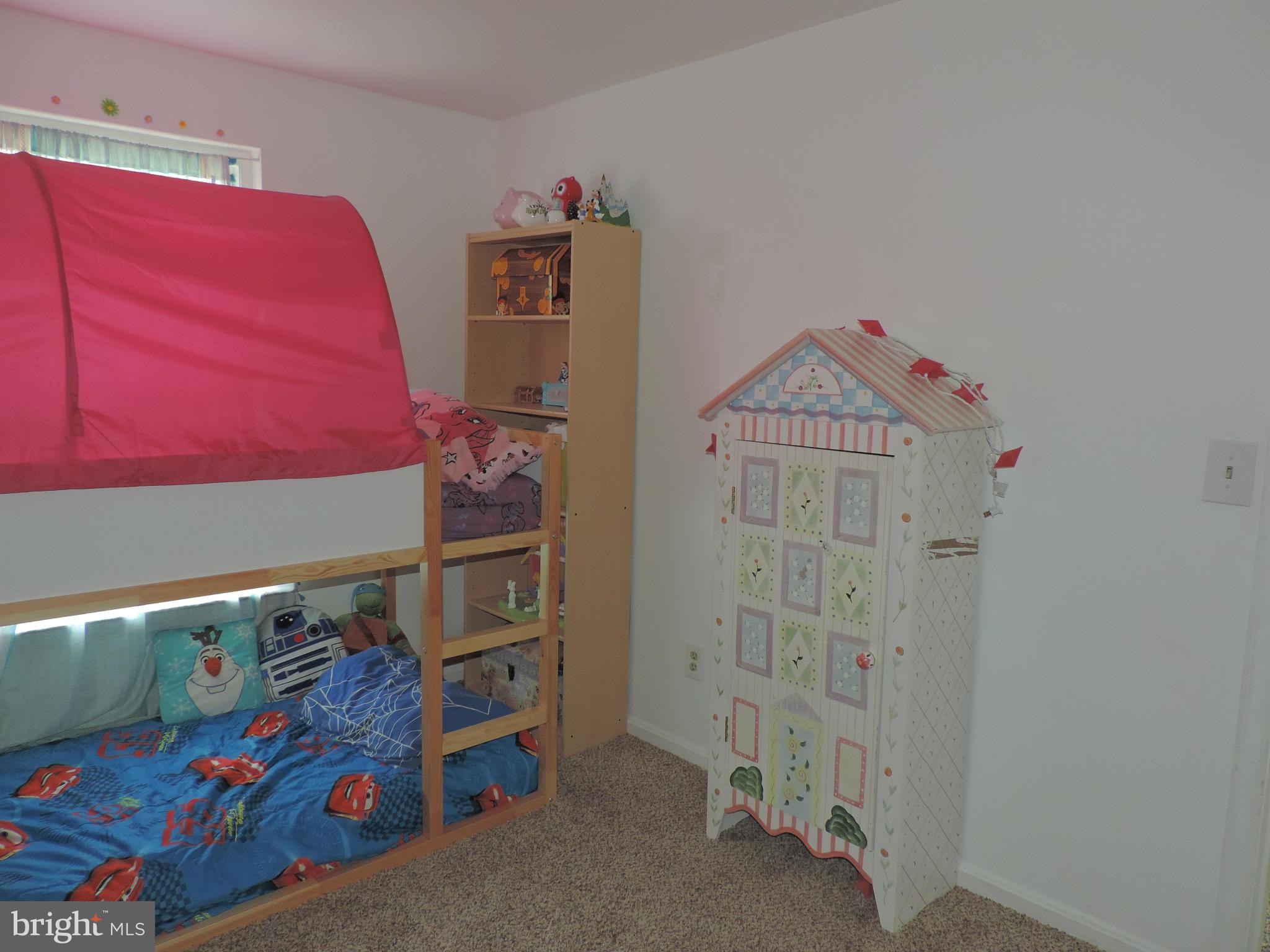 RIVERSIDE - Residential