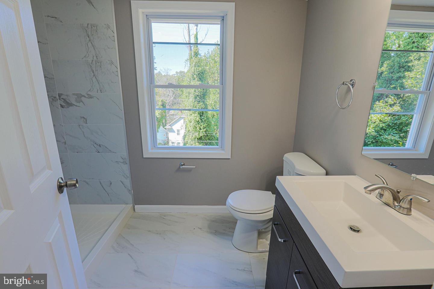 FAIRMONT - Residential Lease