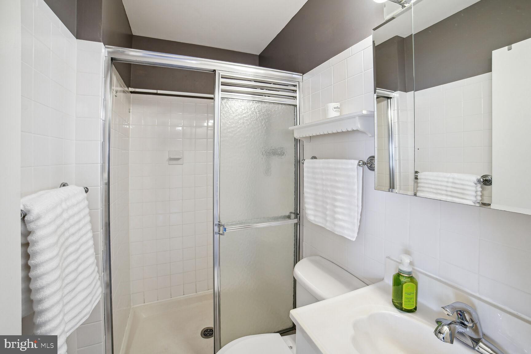 HIGHLANDS OF OLNEY - Residential