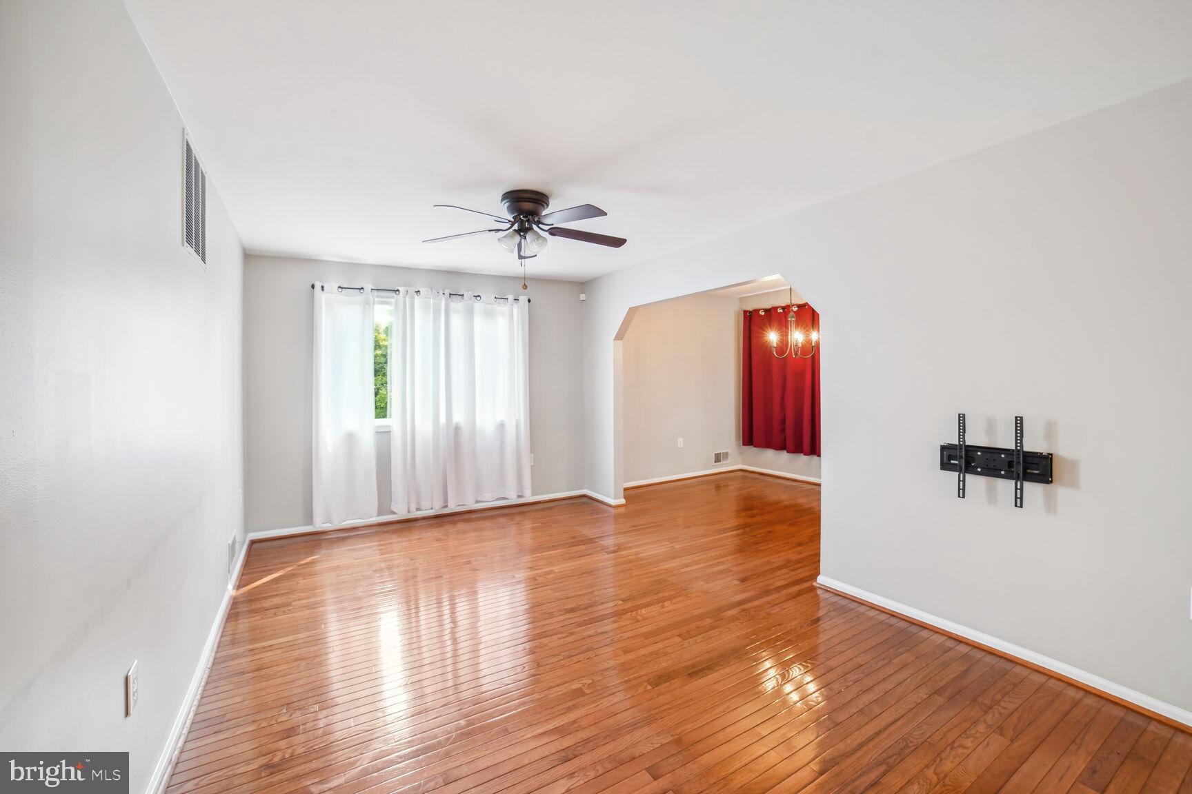 HIGHLANDS OF OLNEY - Residential