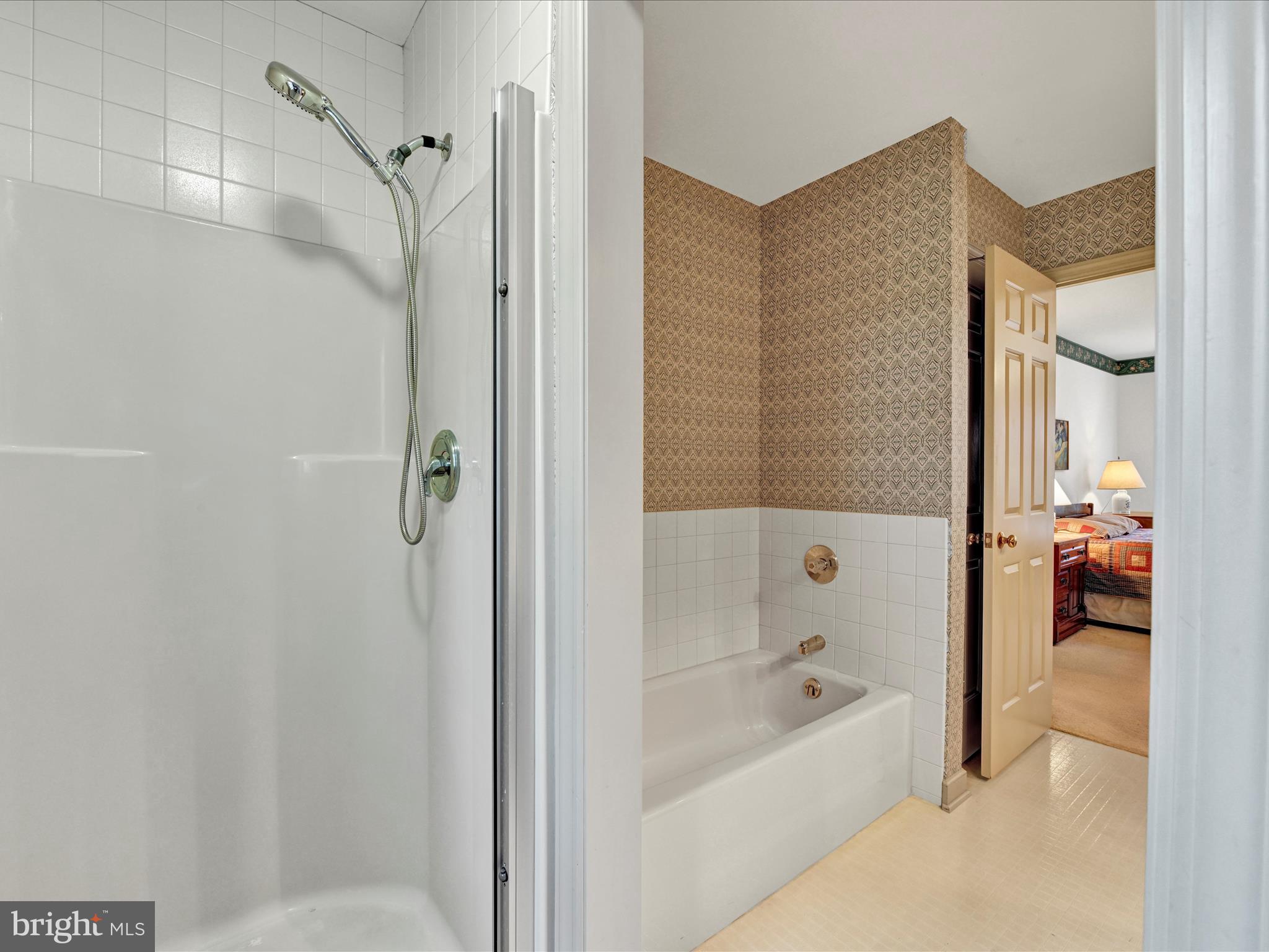 HEMPFIELD AREA - Residential