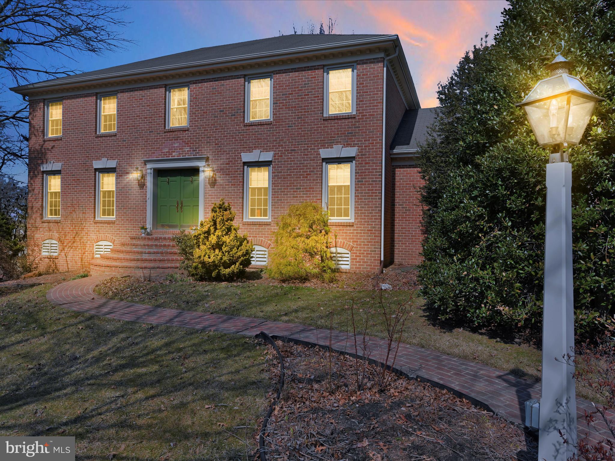 HEMPFIELD AREA - Residential