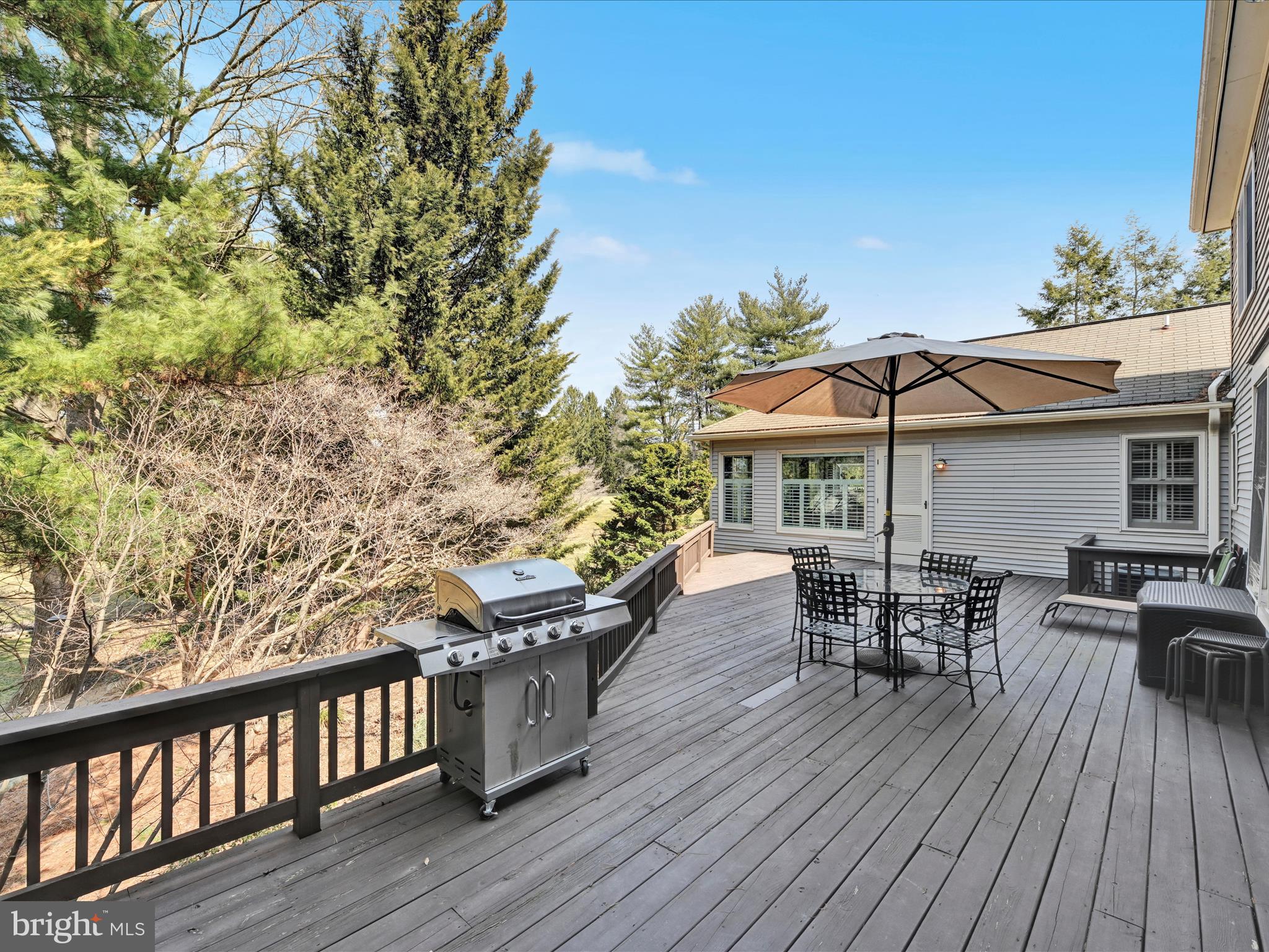 HEMPFIELD AREA - Residential