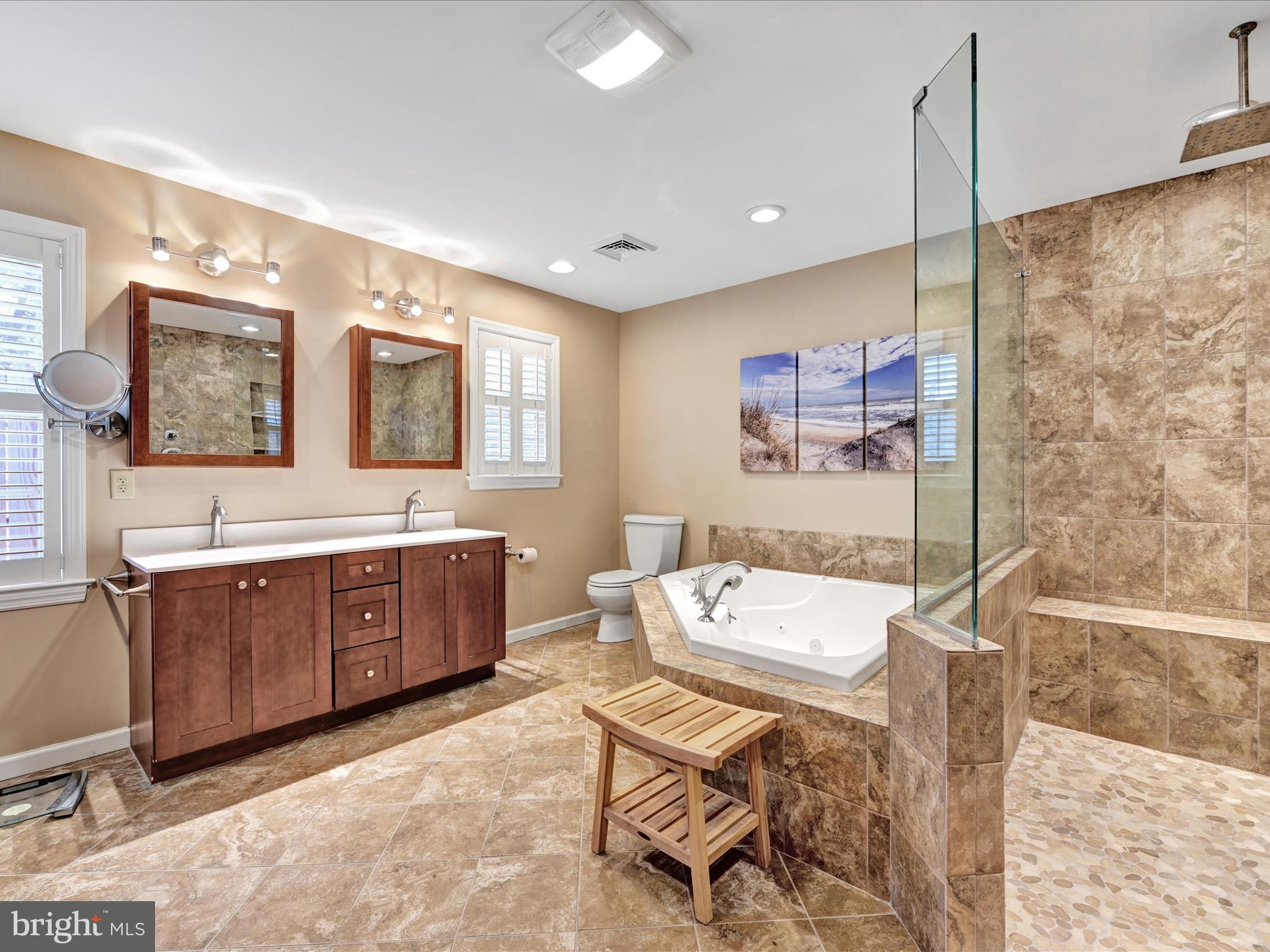 HEMPFIELD AREA - Residential