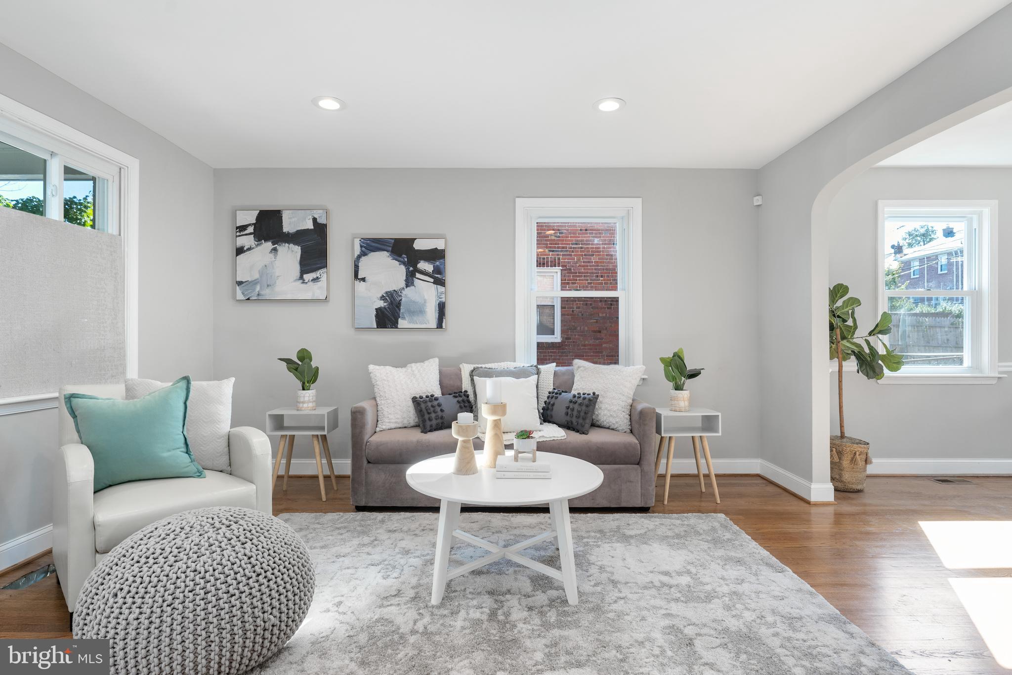 EDNOR GARDENS - LAKESIDE - Residential