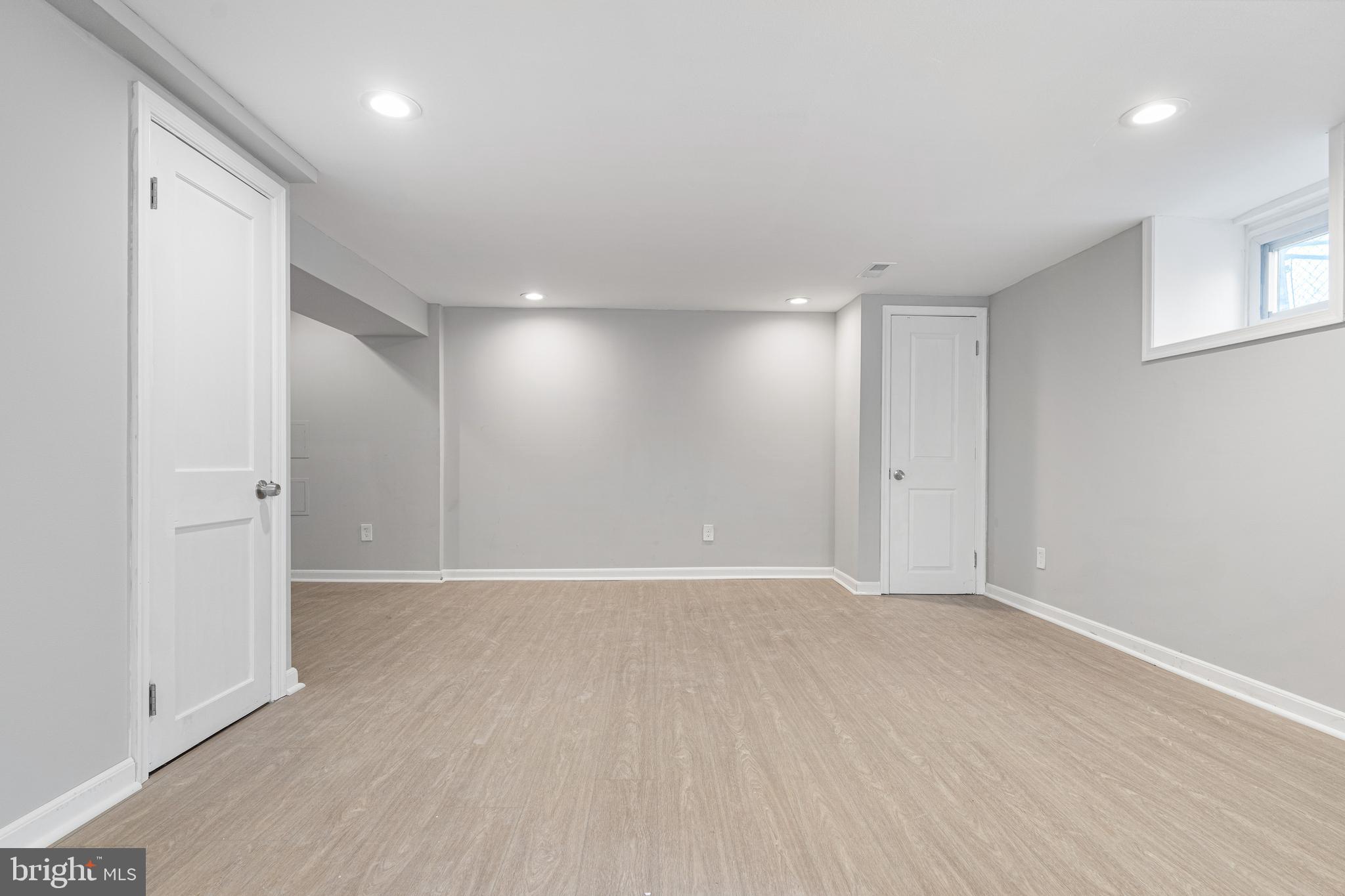 EDNOR GARDENS - LAKESIDE - Residential