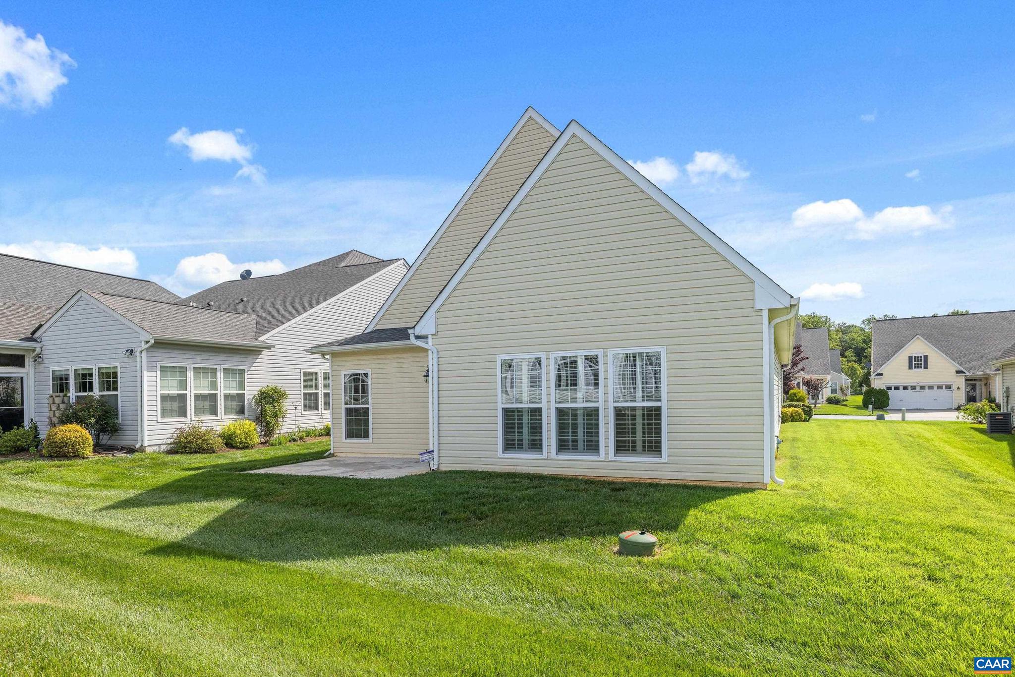55 JOHN RUCKER DR