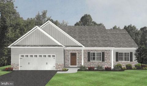 Photo of 225 PEBBLE DR, ELIZABETHTOWN, PA 17022 (MLS # PALA2031052)