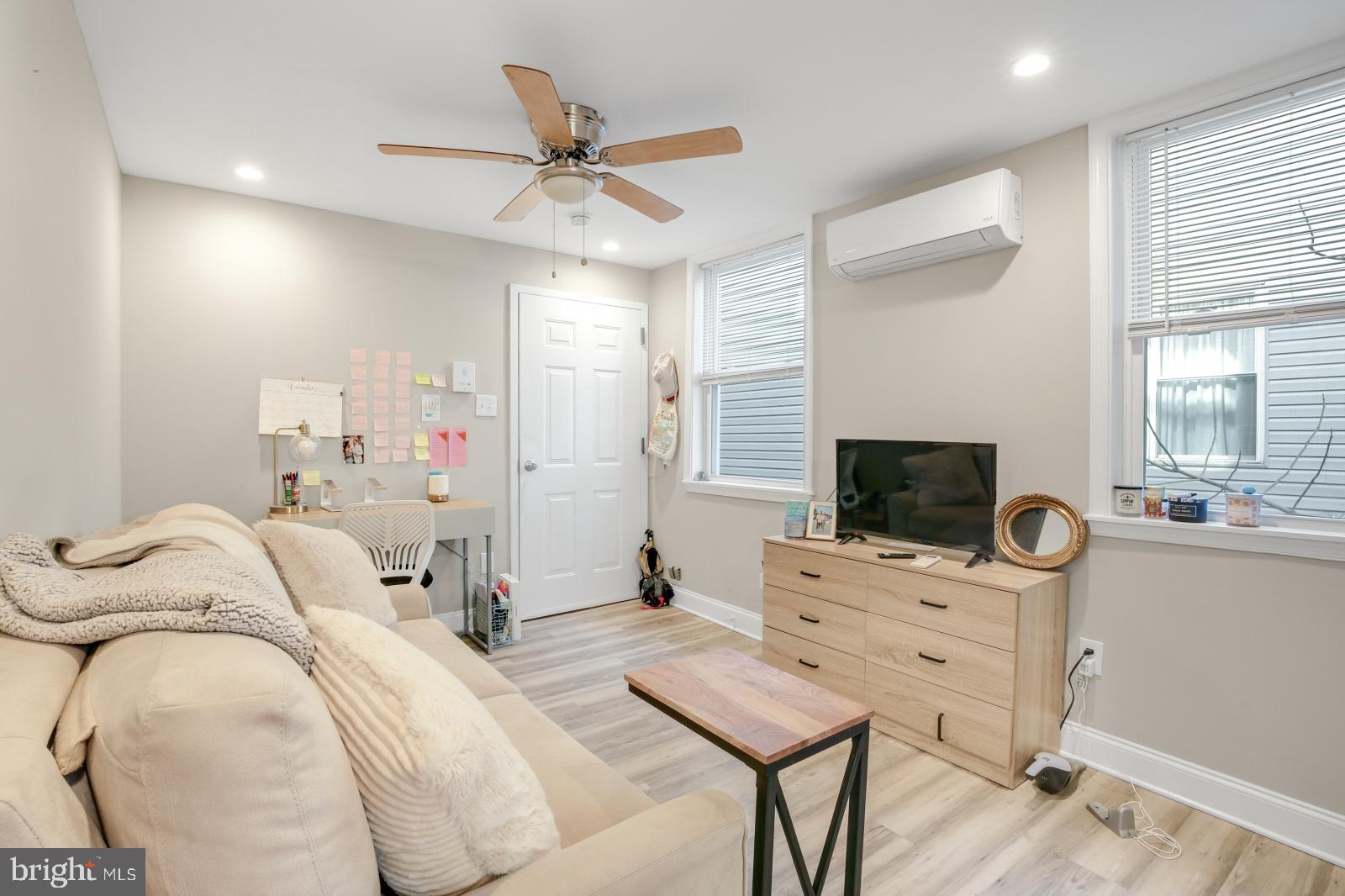 BELLA VISTA - Residential Lease