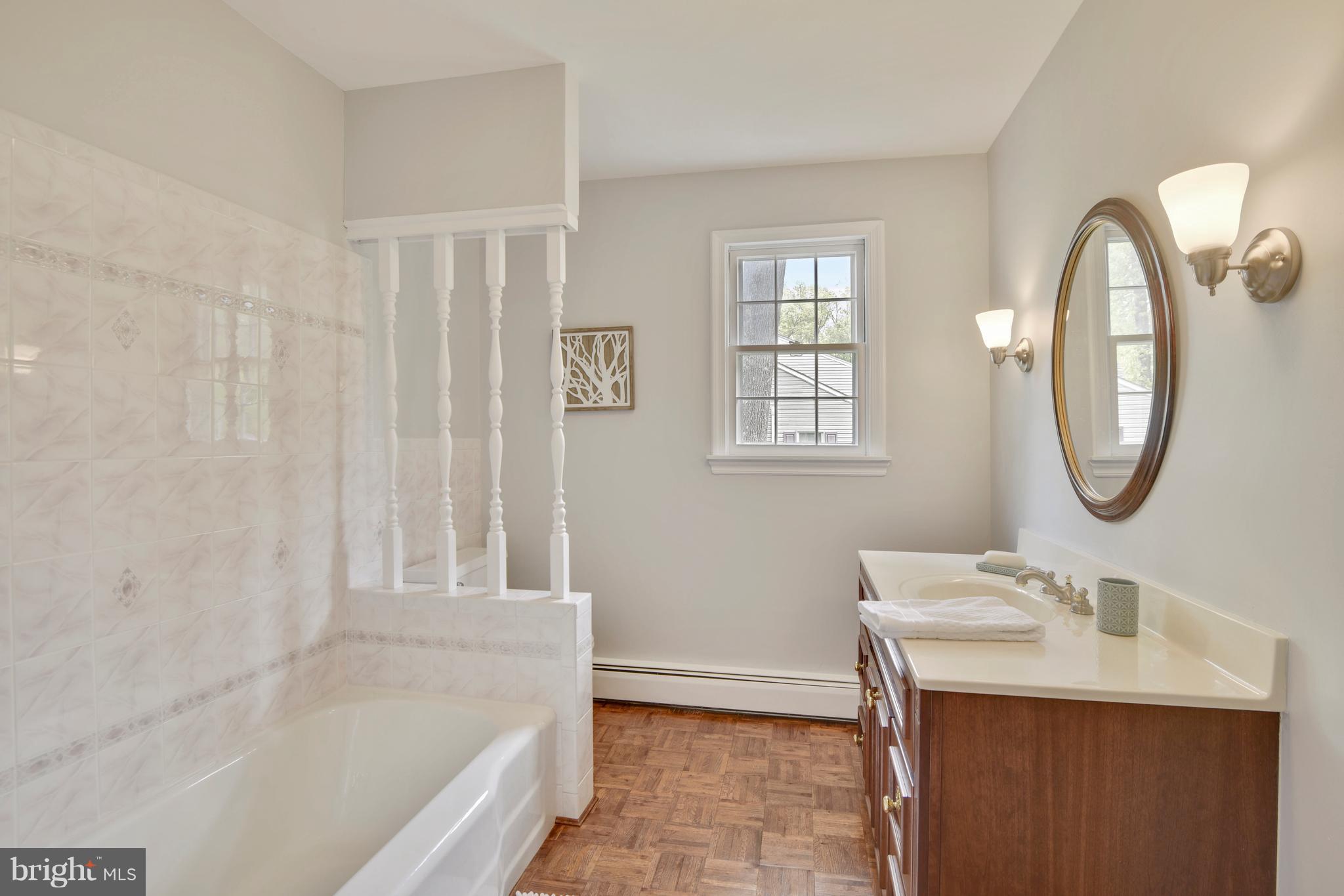 SELBY GROVE - Residential