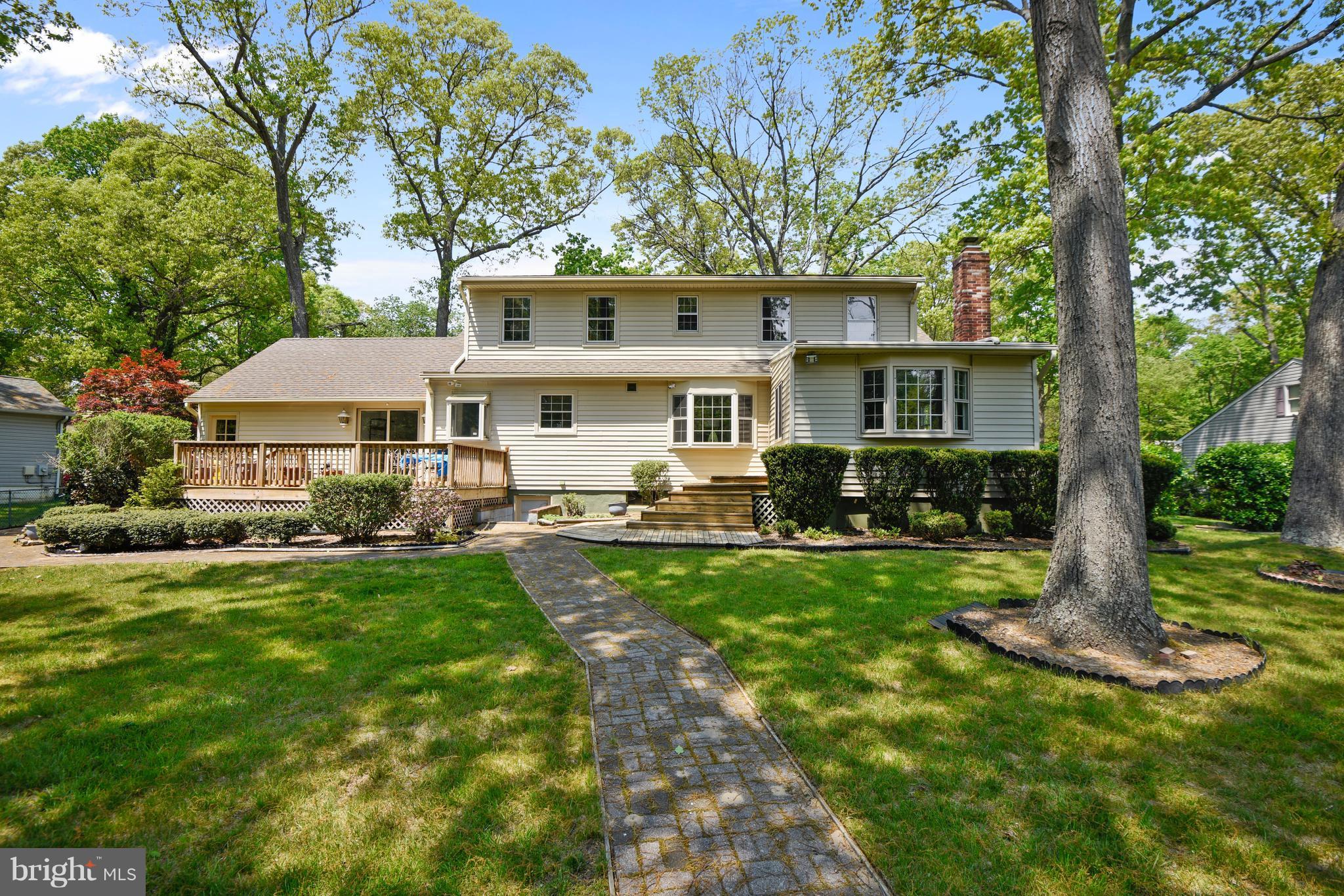 SELBY GROVE - Residential